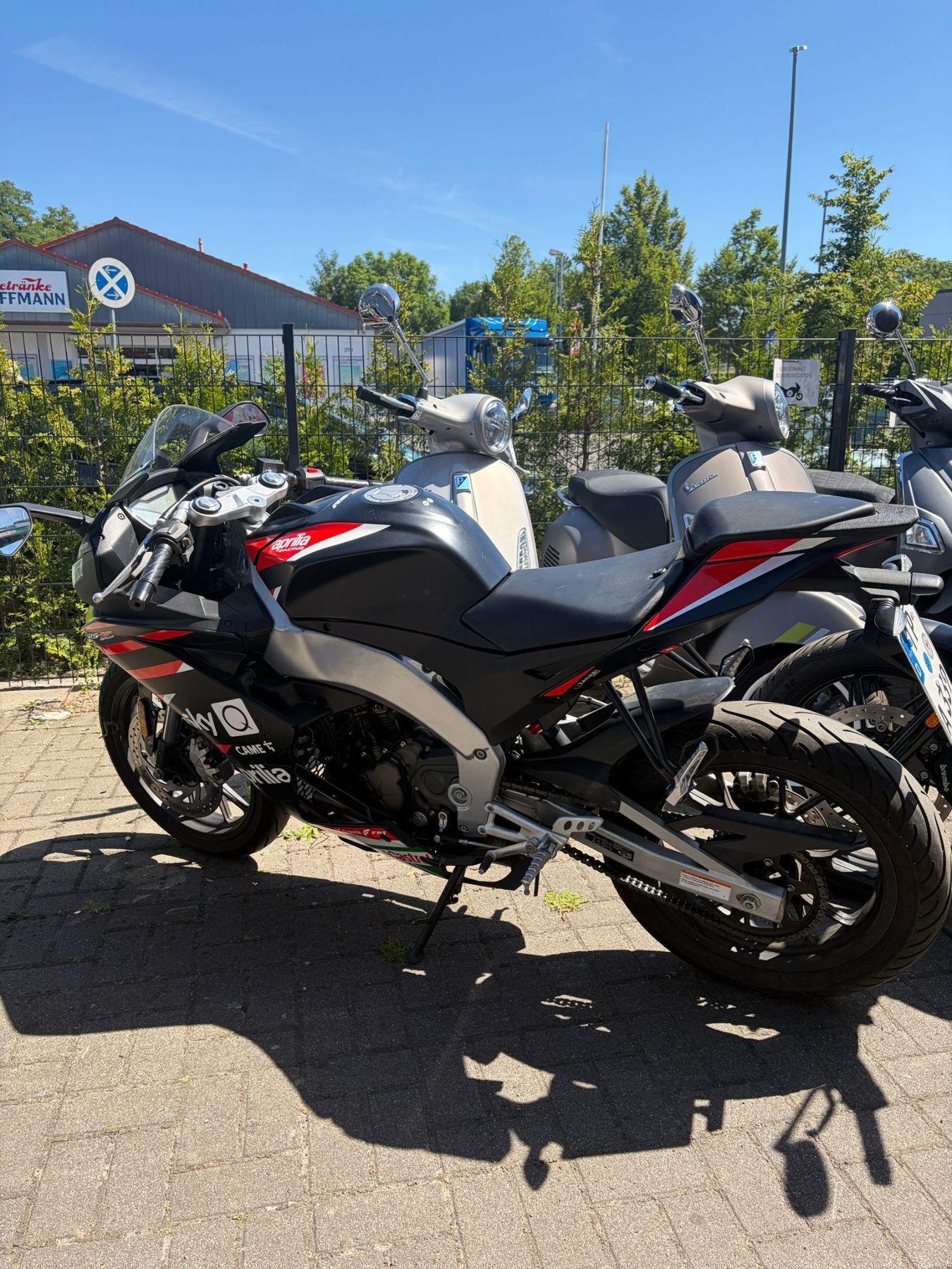 Fahrzeug-Bild 2