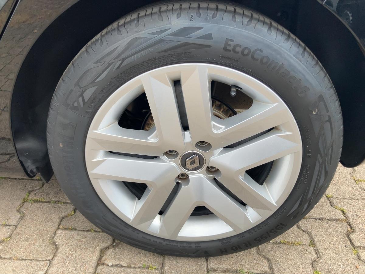 Fahrzeug-Bild 12