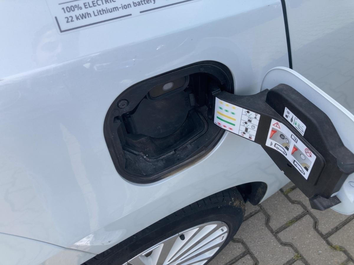 Fahrzeug-Bild 19