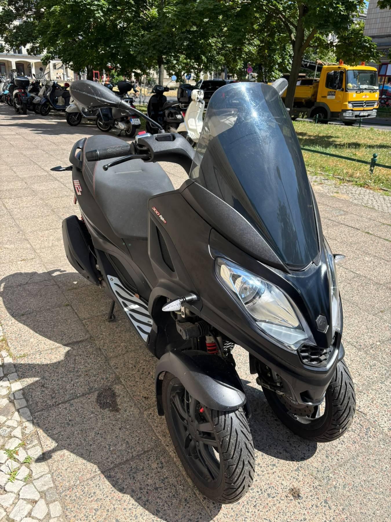 Fahrzeug-Bild 2