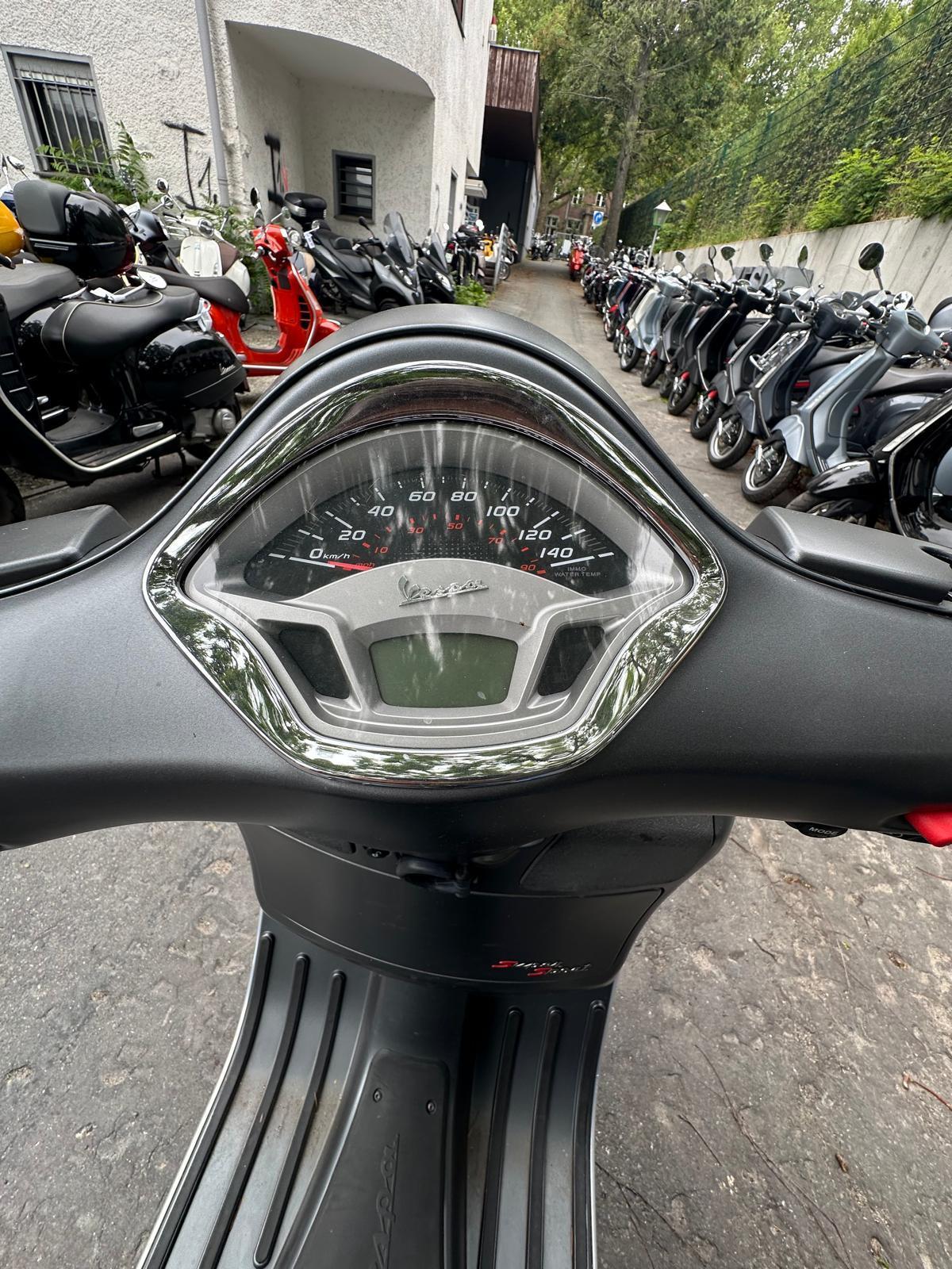 Fahrzeug-Bild 8
