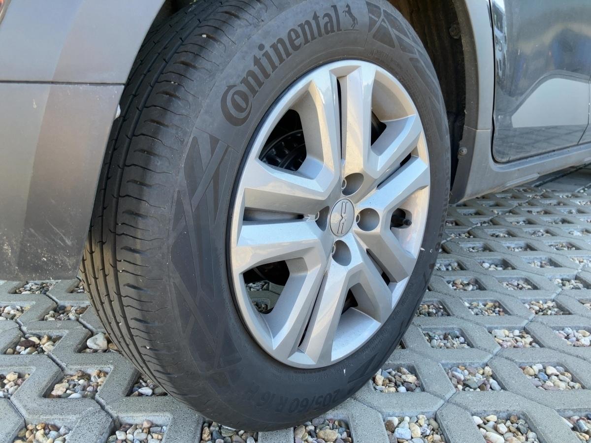 Fahrzeug-Bild 9