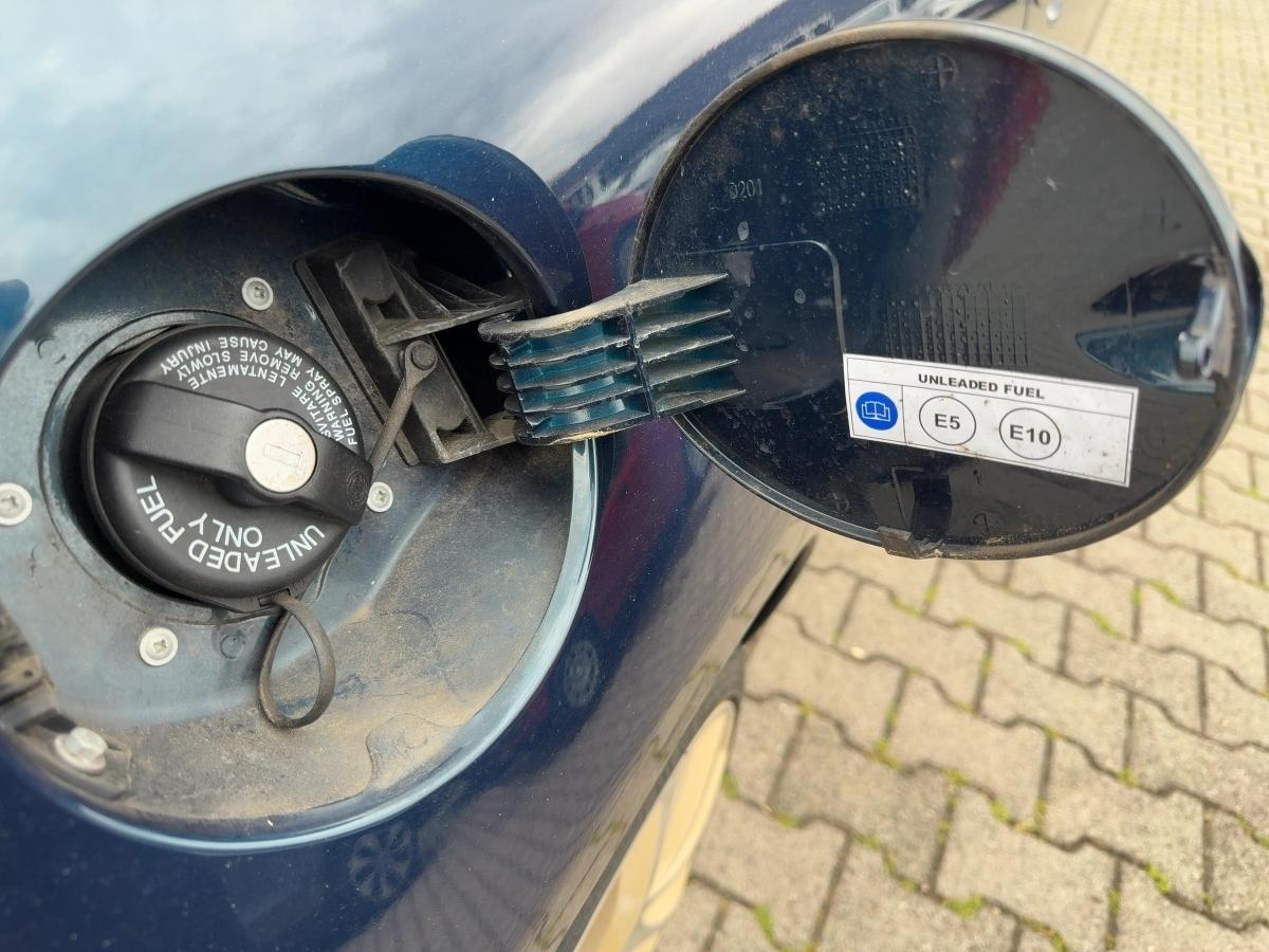 Fahrzeug-Bild 14