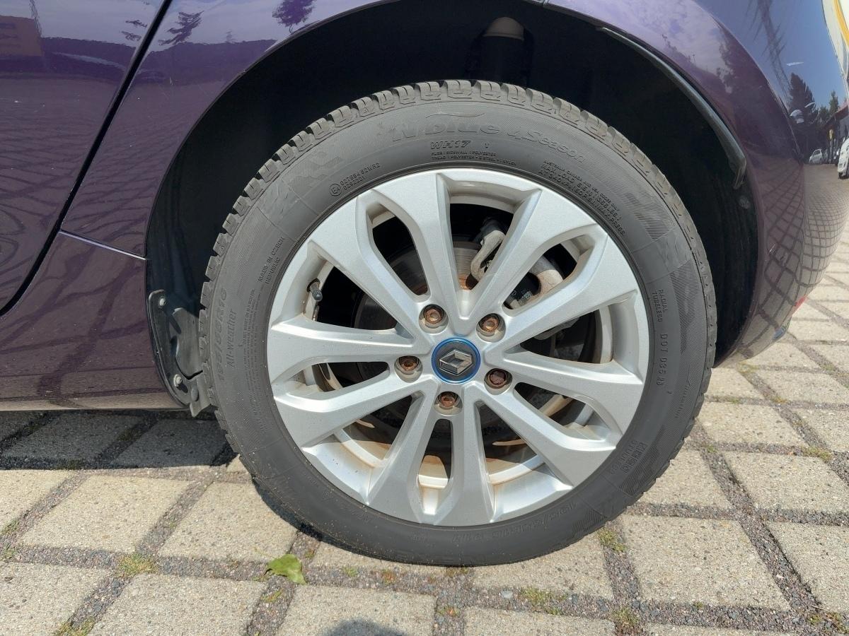 Fahrzeug-Bild 12