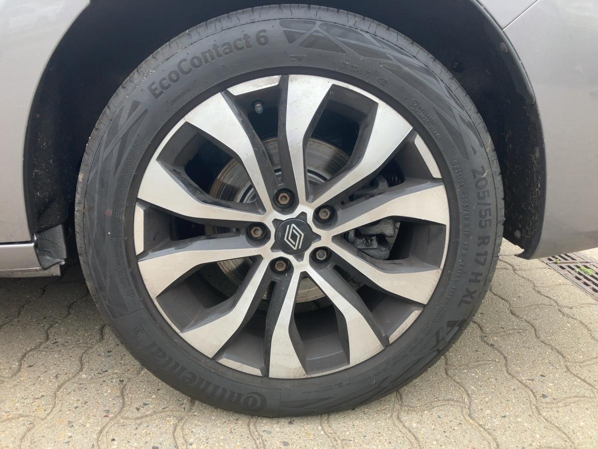 Fahrzeug-Bild 12