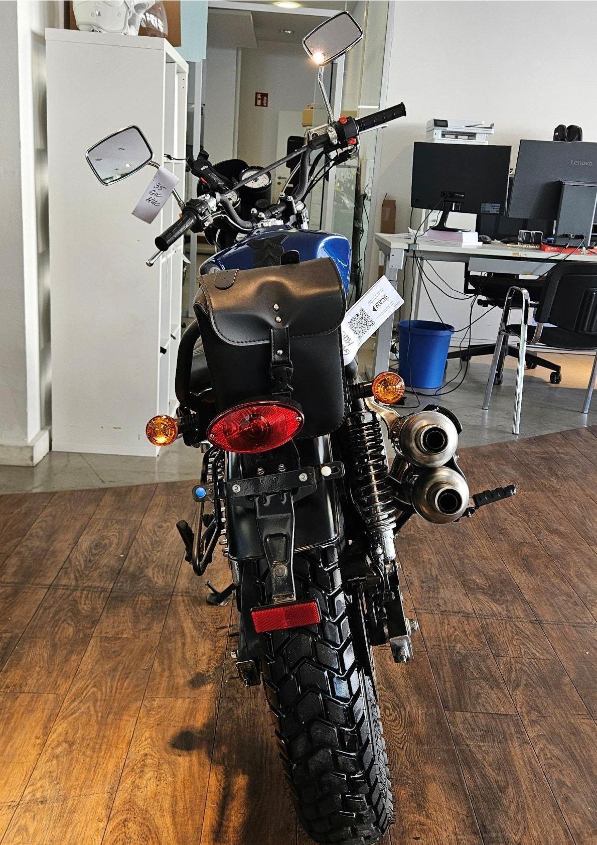 Fahrzeug-Bild 2