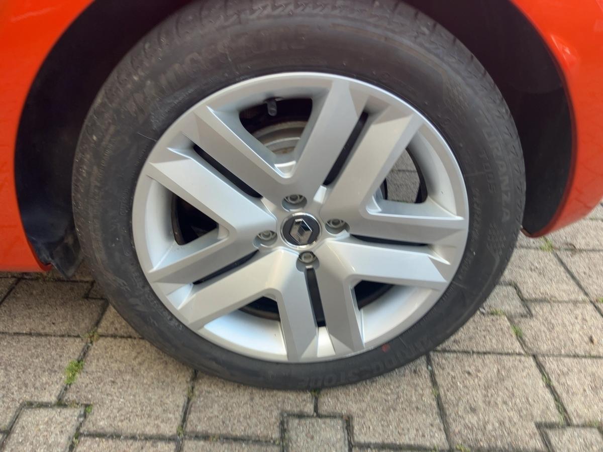 Fahrzeug-Bild 12