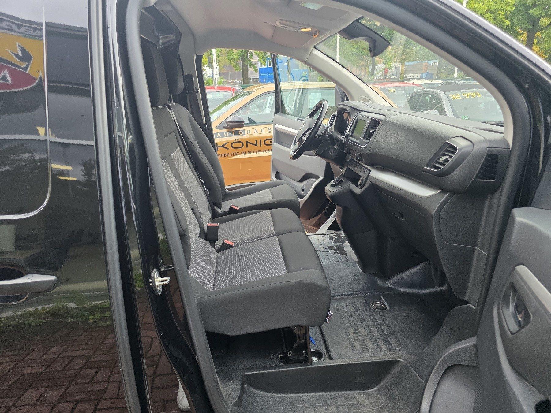 Fahrzeug-Bild 12