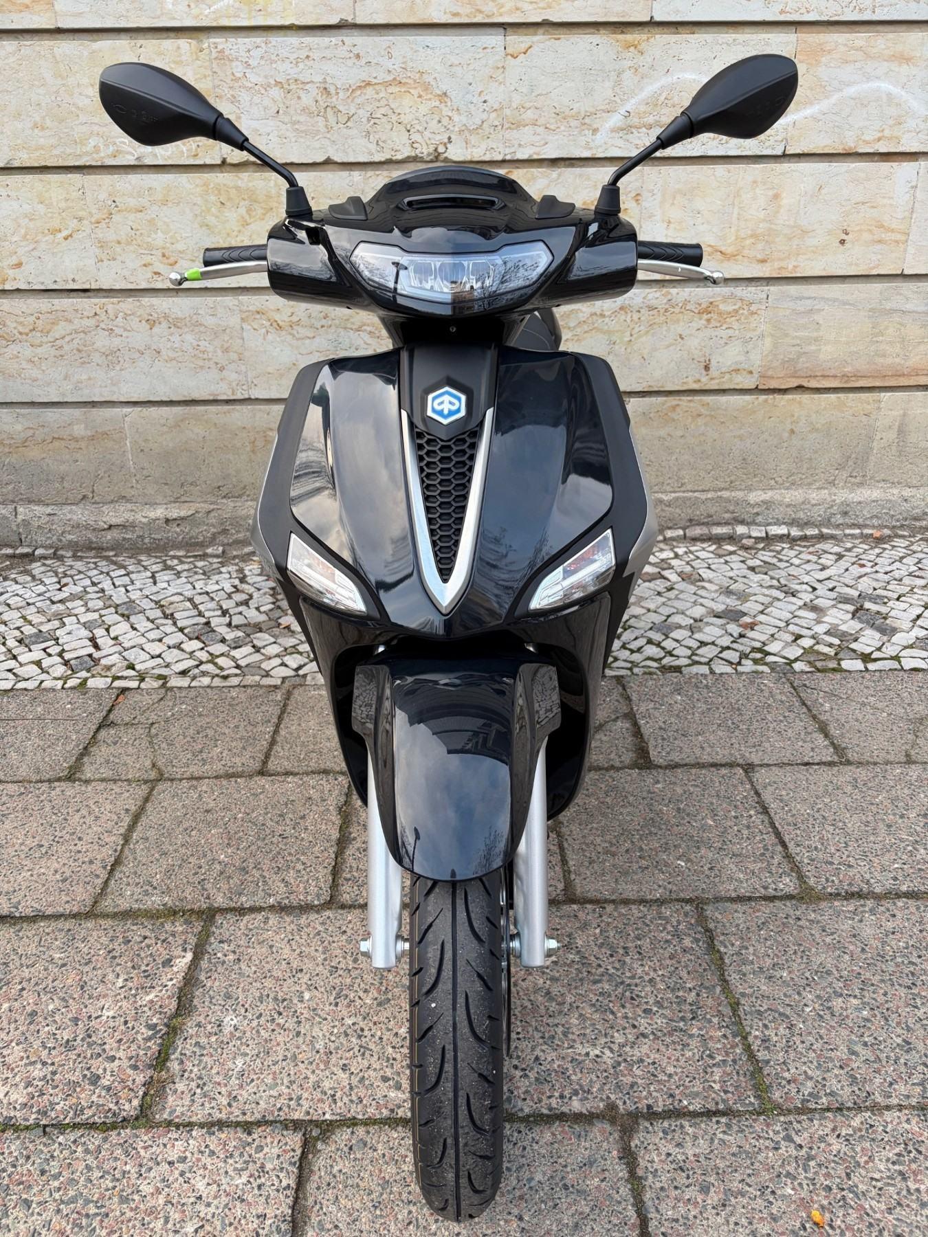 Piaggio LIBERTY 50 E5 BLACK