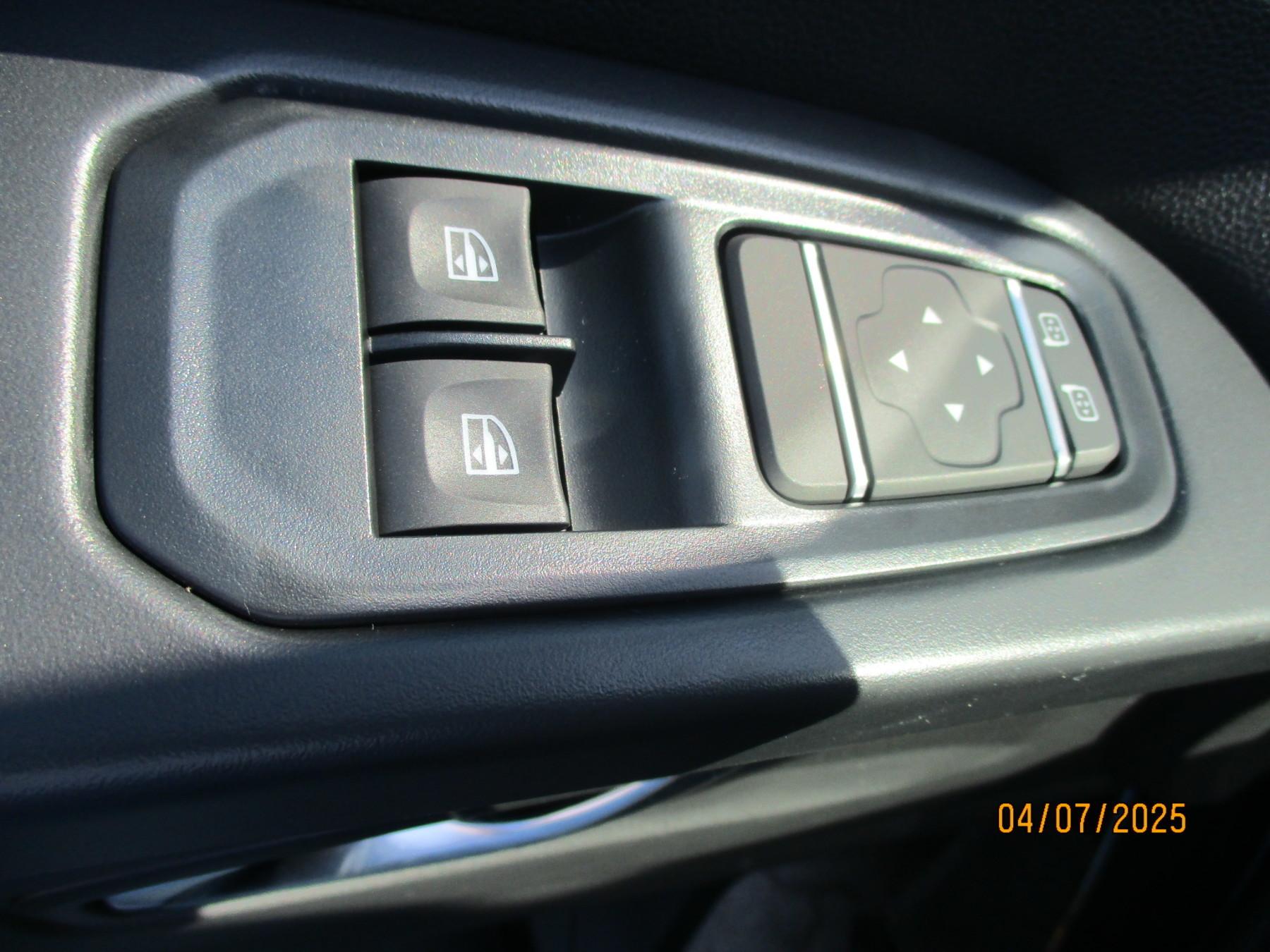 Fahrzeug-Bild 8