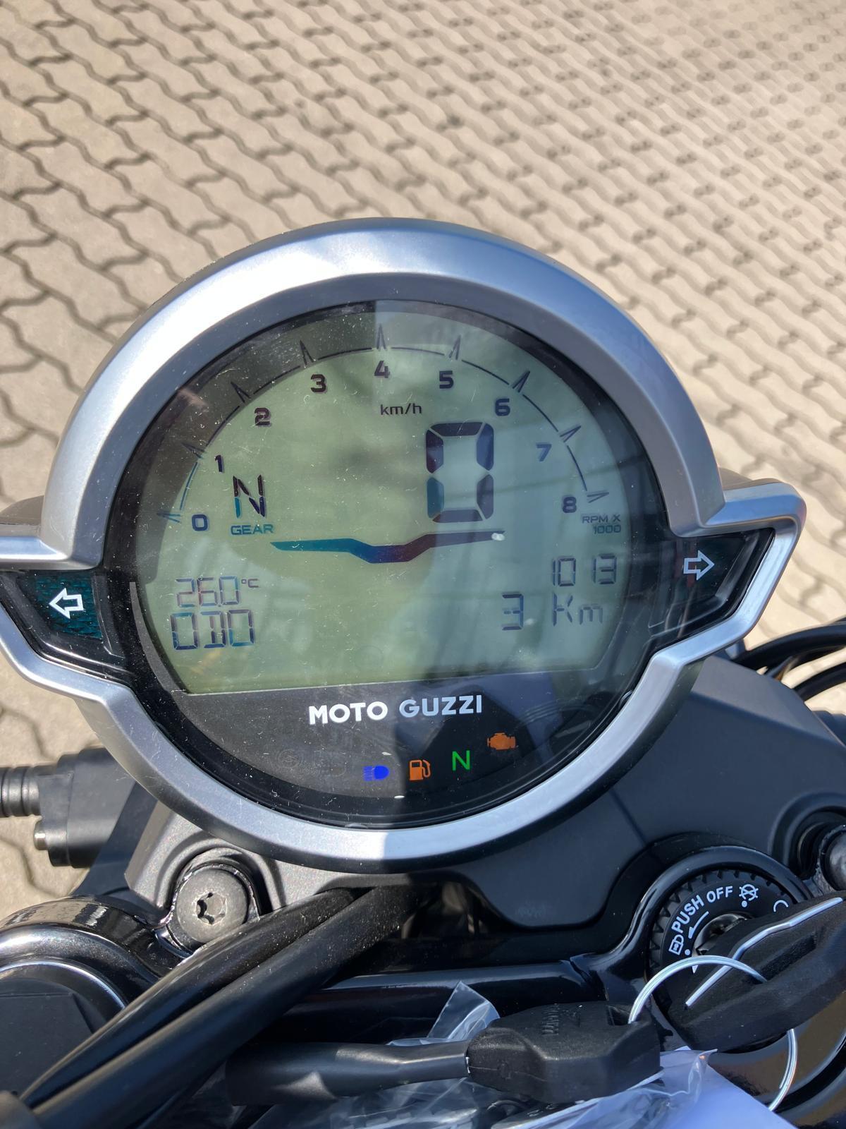 Fahrzeug-Bild 12