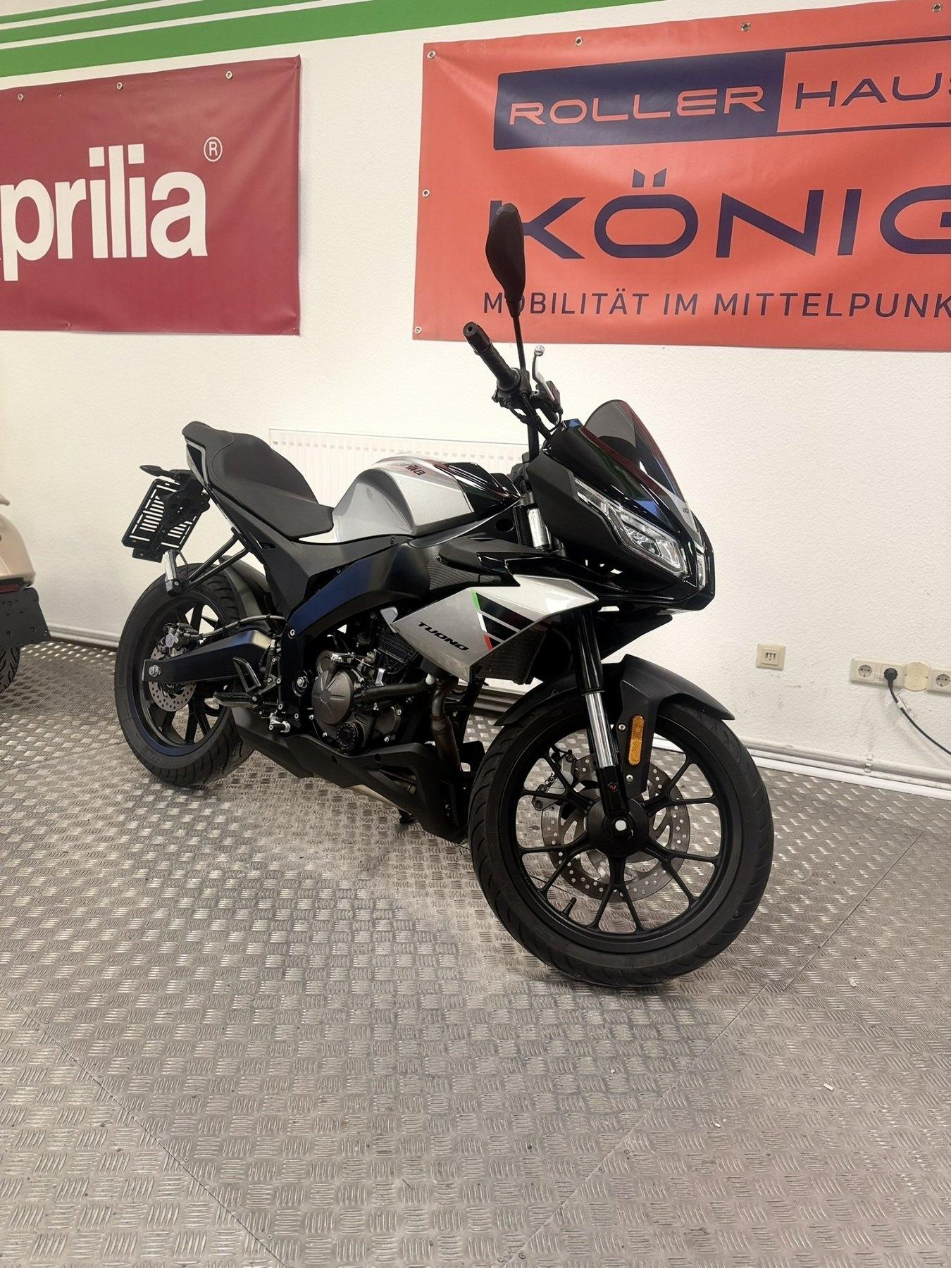 Aprilia TUONO 125 ABS Super Naked Style