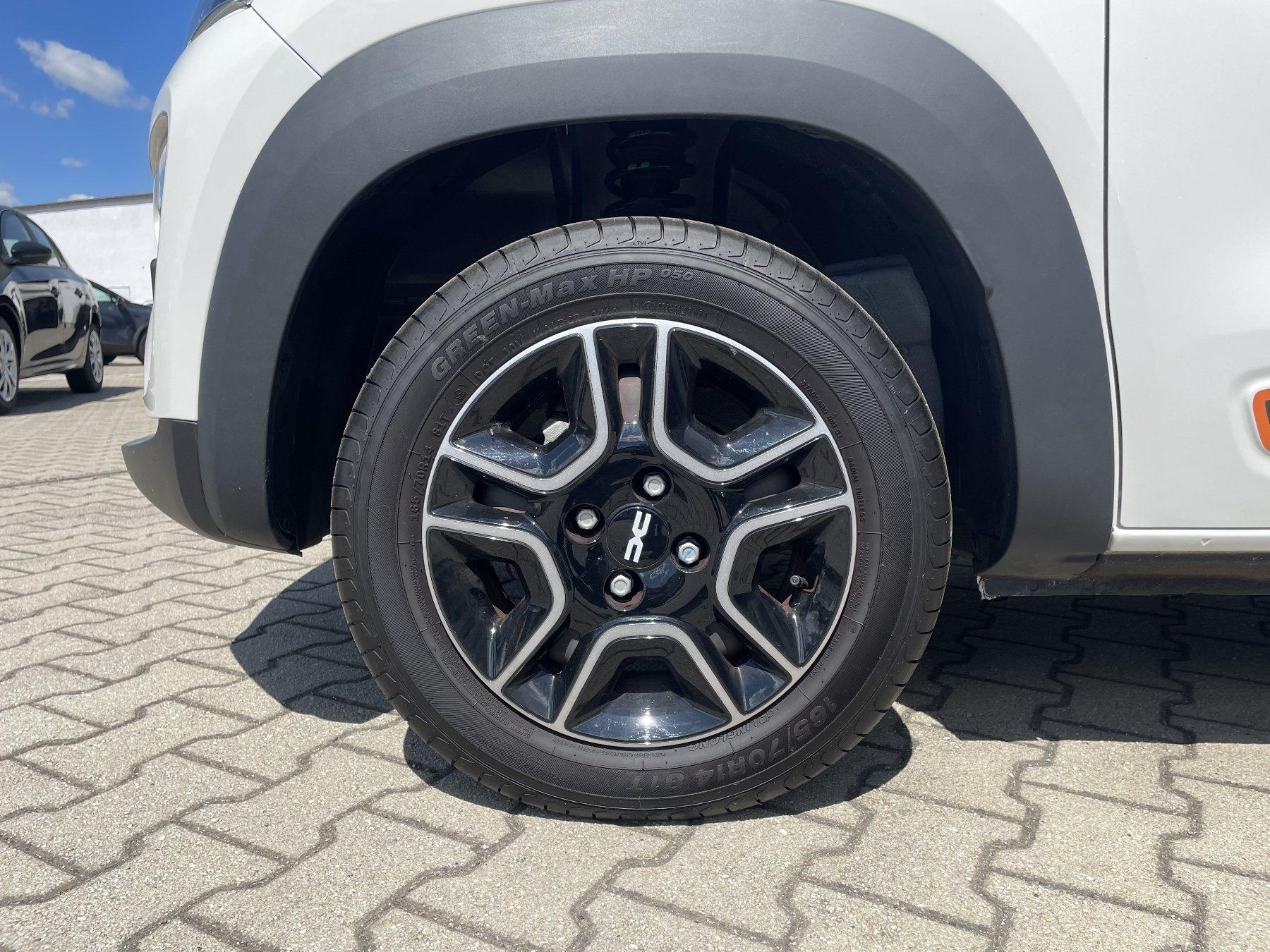 Fahrzeug-Bild 16