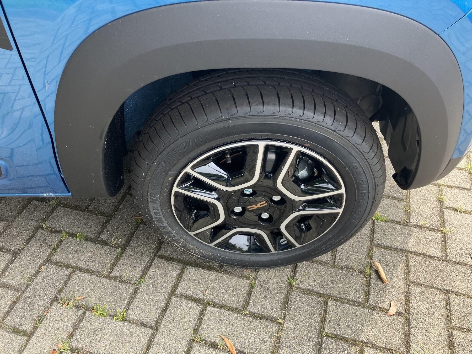 Fahrzeug-Bild 12