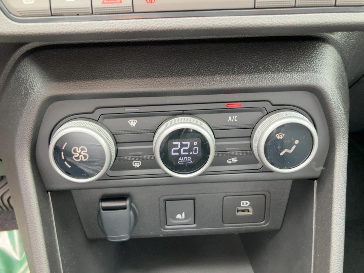 Fahrzeug-Bild 11