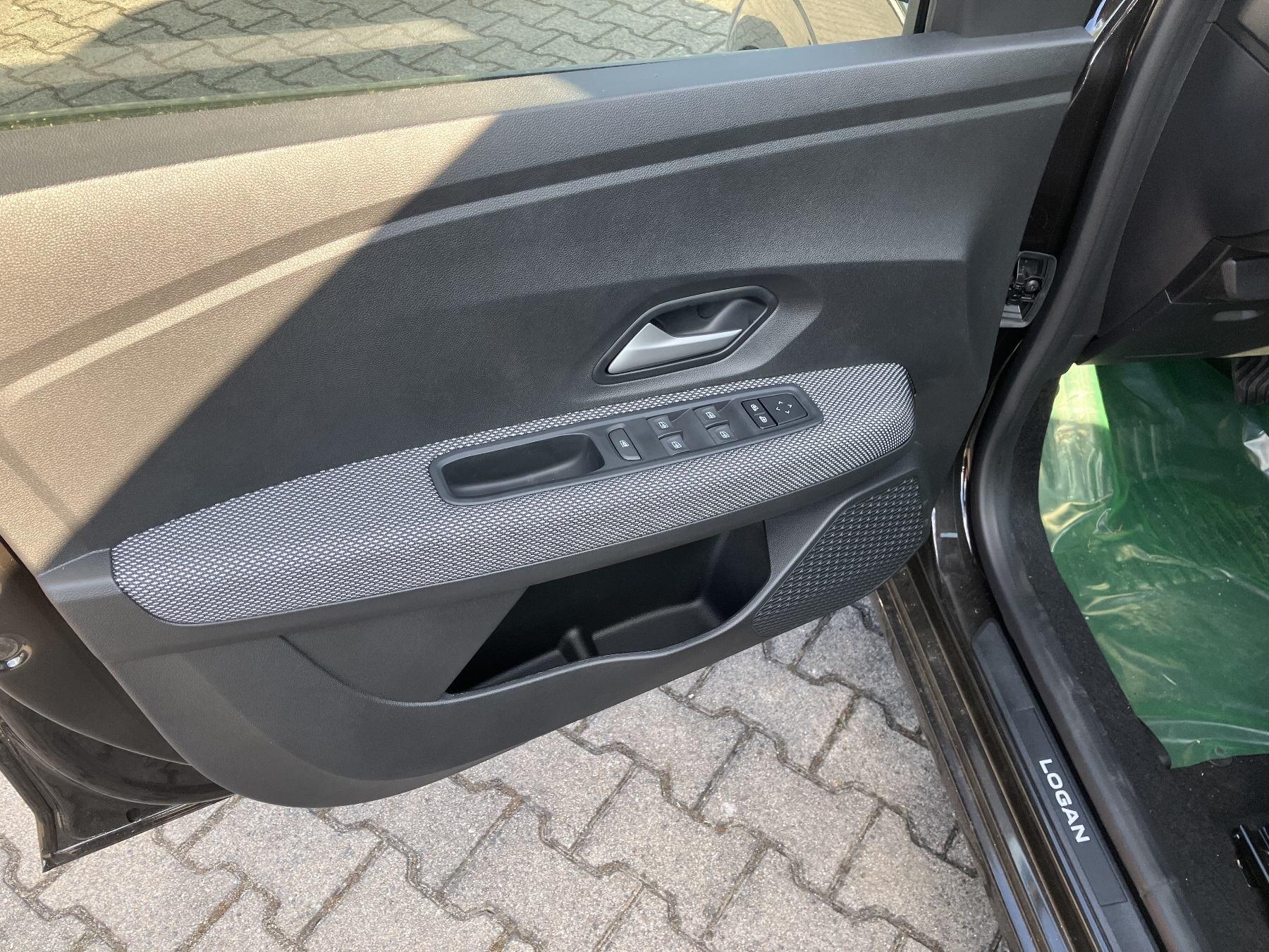 Fahrzeug-Bild 9