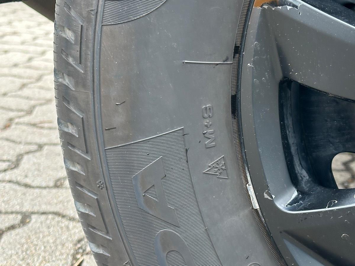Fahrzeug-Bild 11
