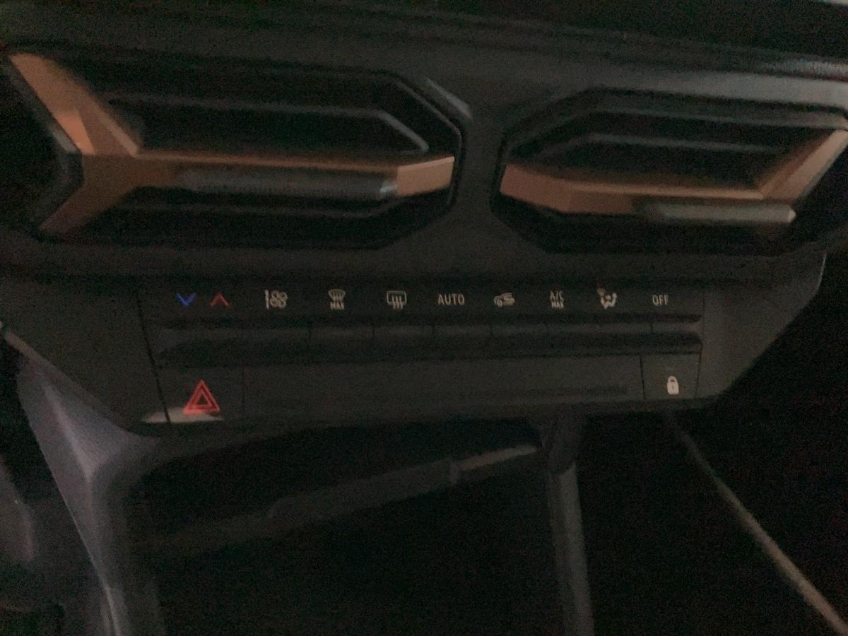 Fahrzeug-Bild 12
