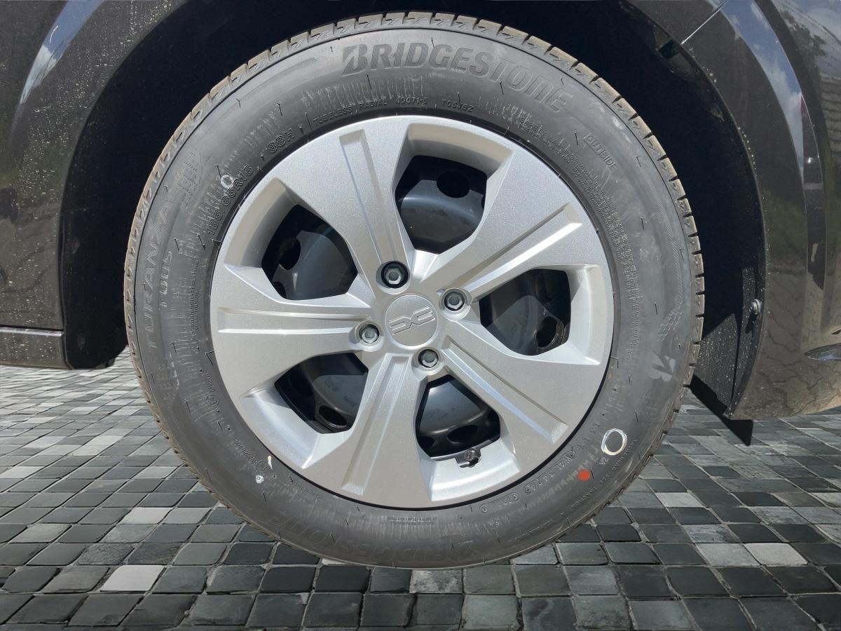 Fahrzeug-Bild 6