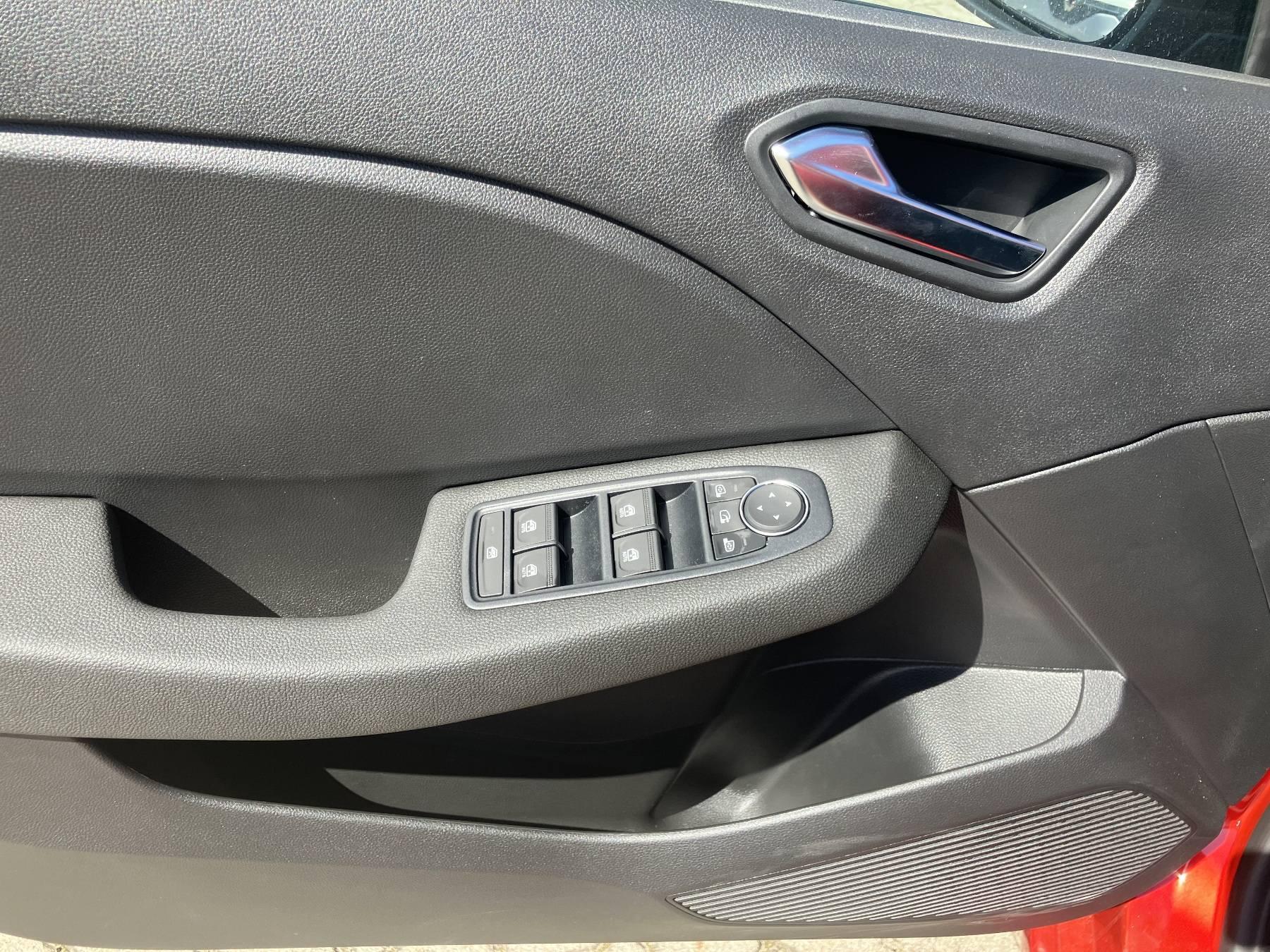Fahrzeug-Bild 13
