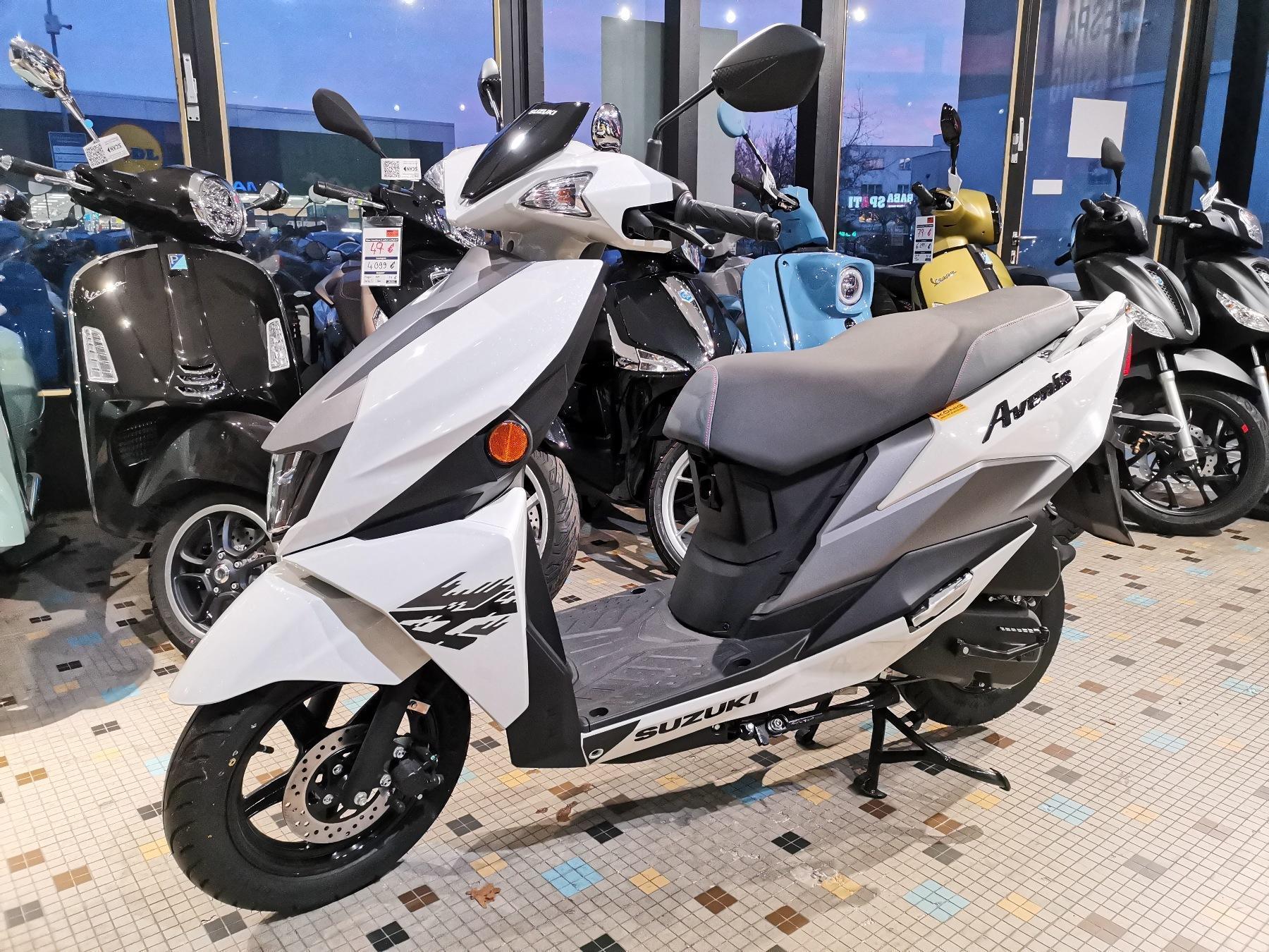 Suzuki AVENIS 125