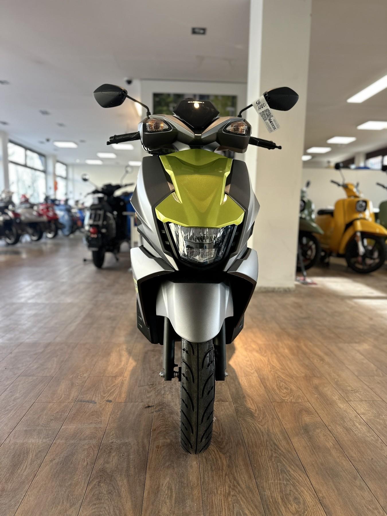 Suzuki AVENIS 125