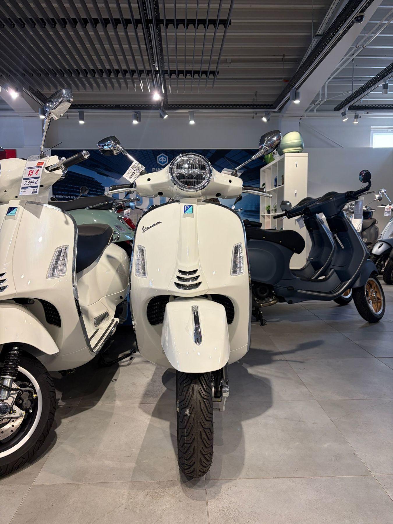 Vespa GTS Super 300 ccm