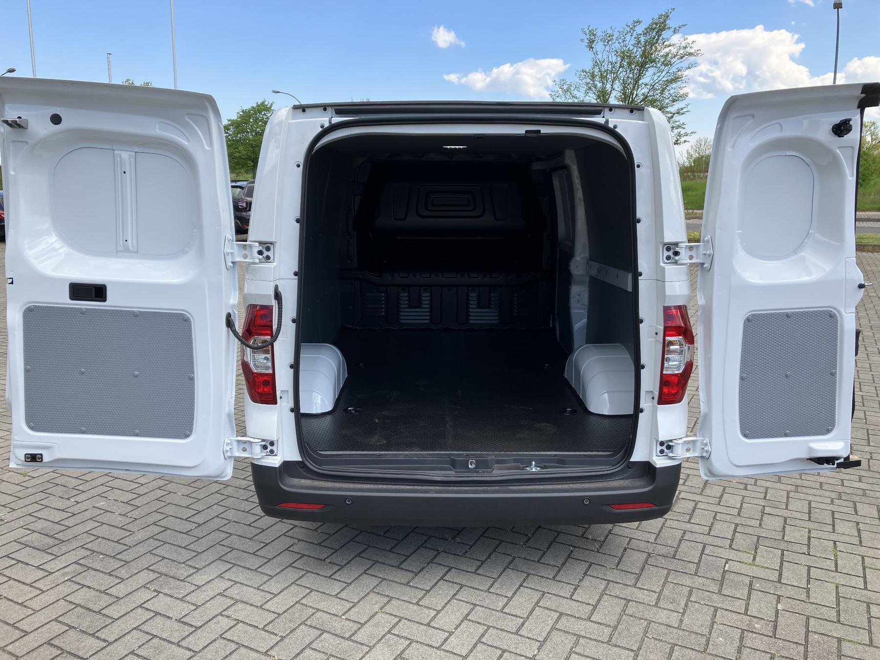 Fahrzeug-Bild 12
