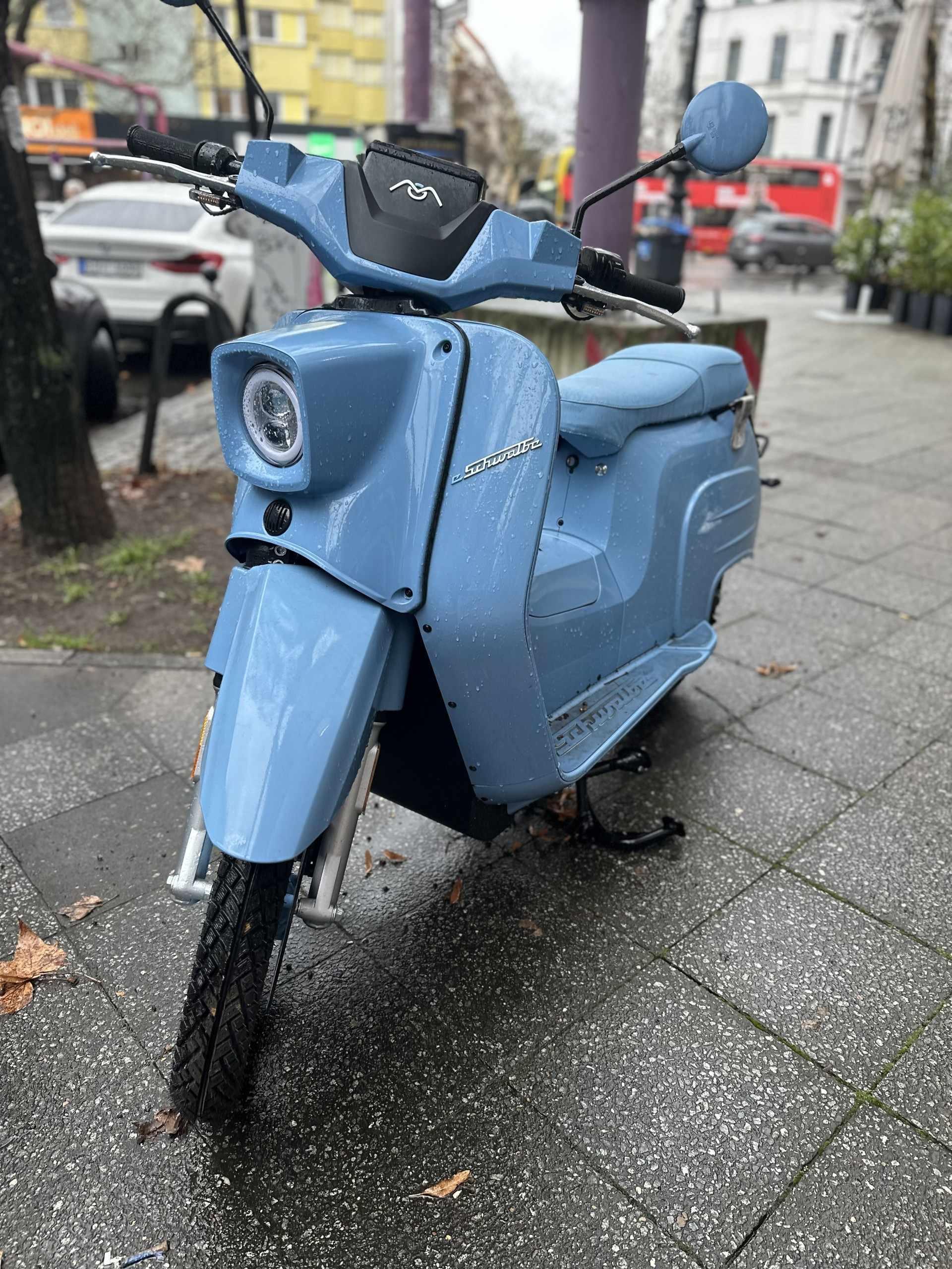 Govecs e Schwalbe ICE 45 km/h Sitz + Lenkerheizung