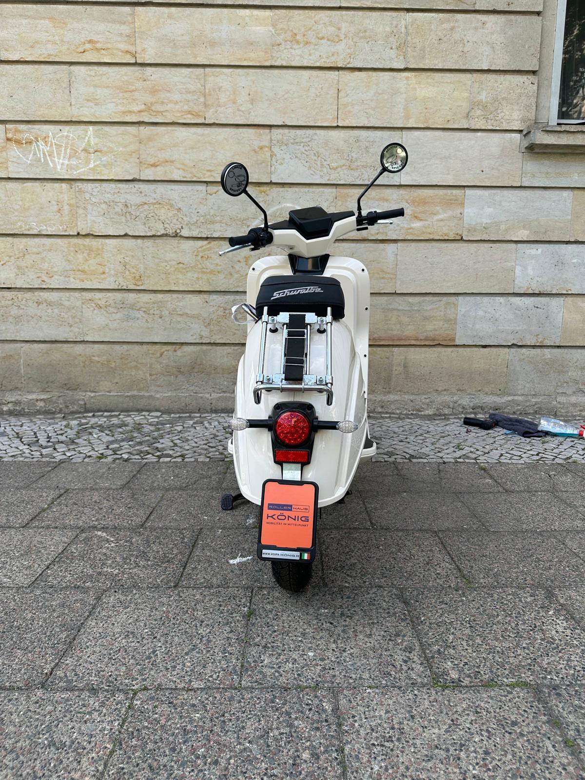 Fahrzeug-Bild 4