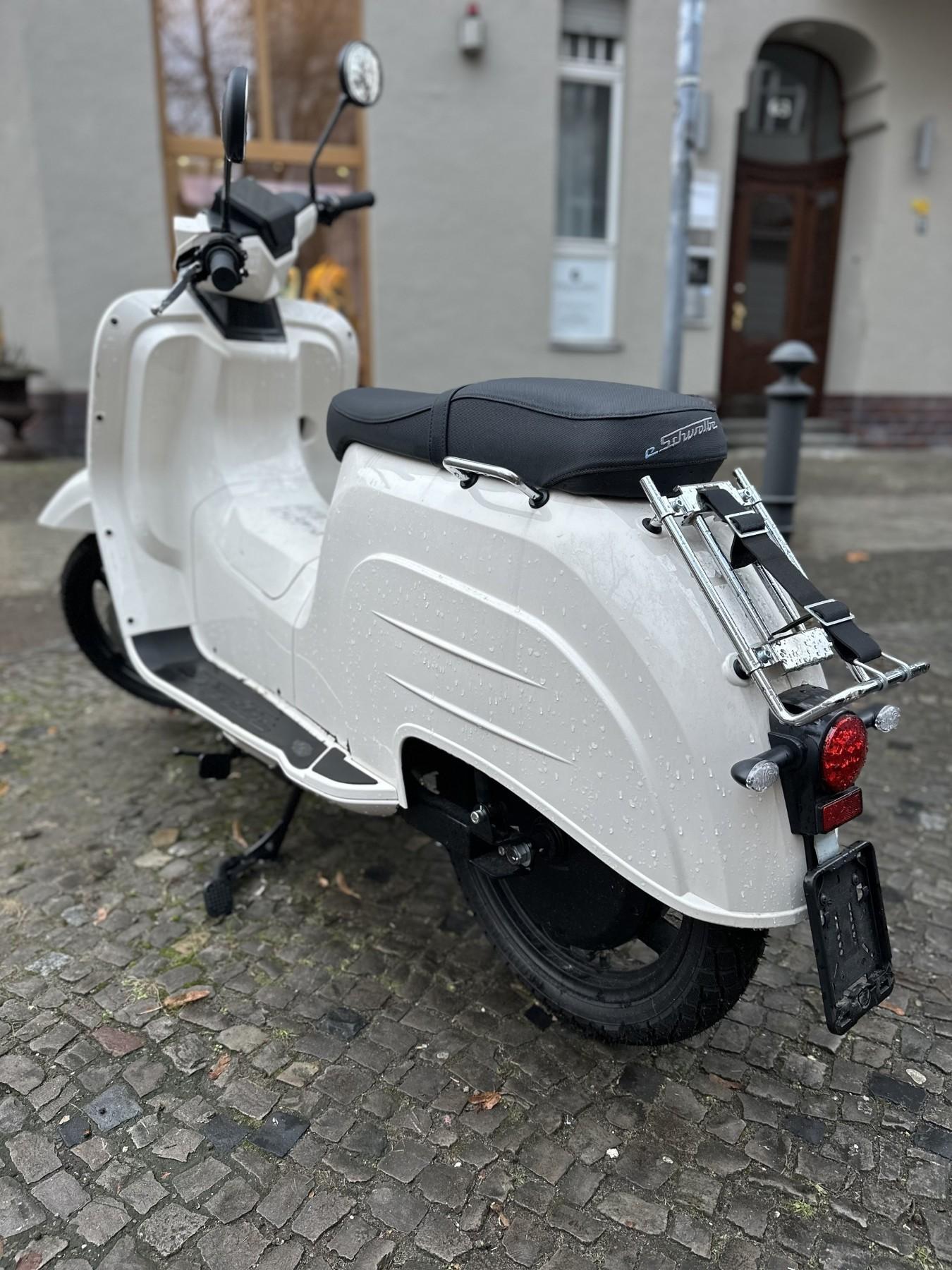 Fahrzeug-Bild 4