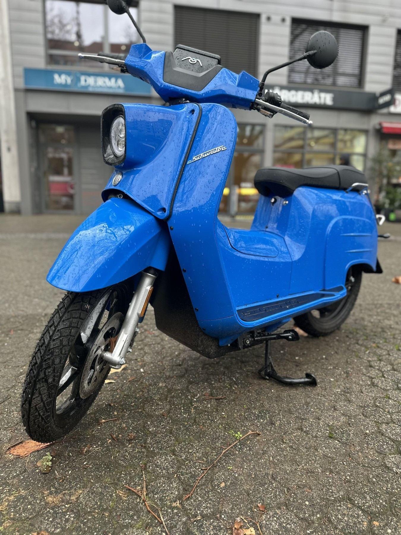 Fahrzeug-Bild 2