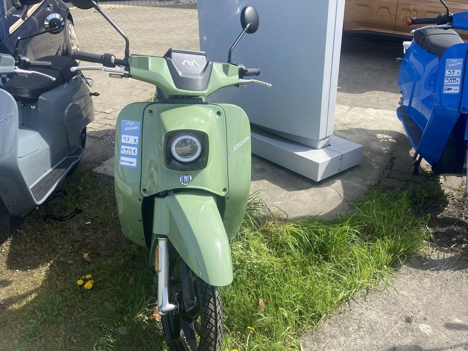 Fahrzeug-Bild 2
