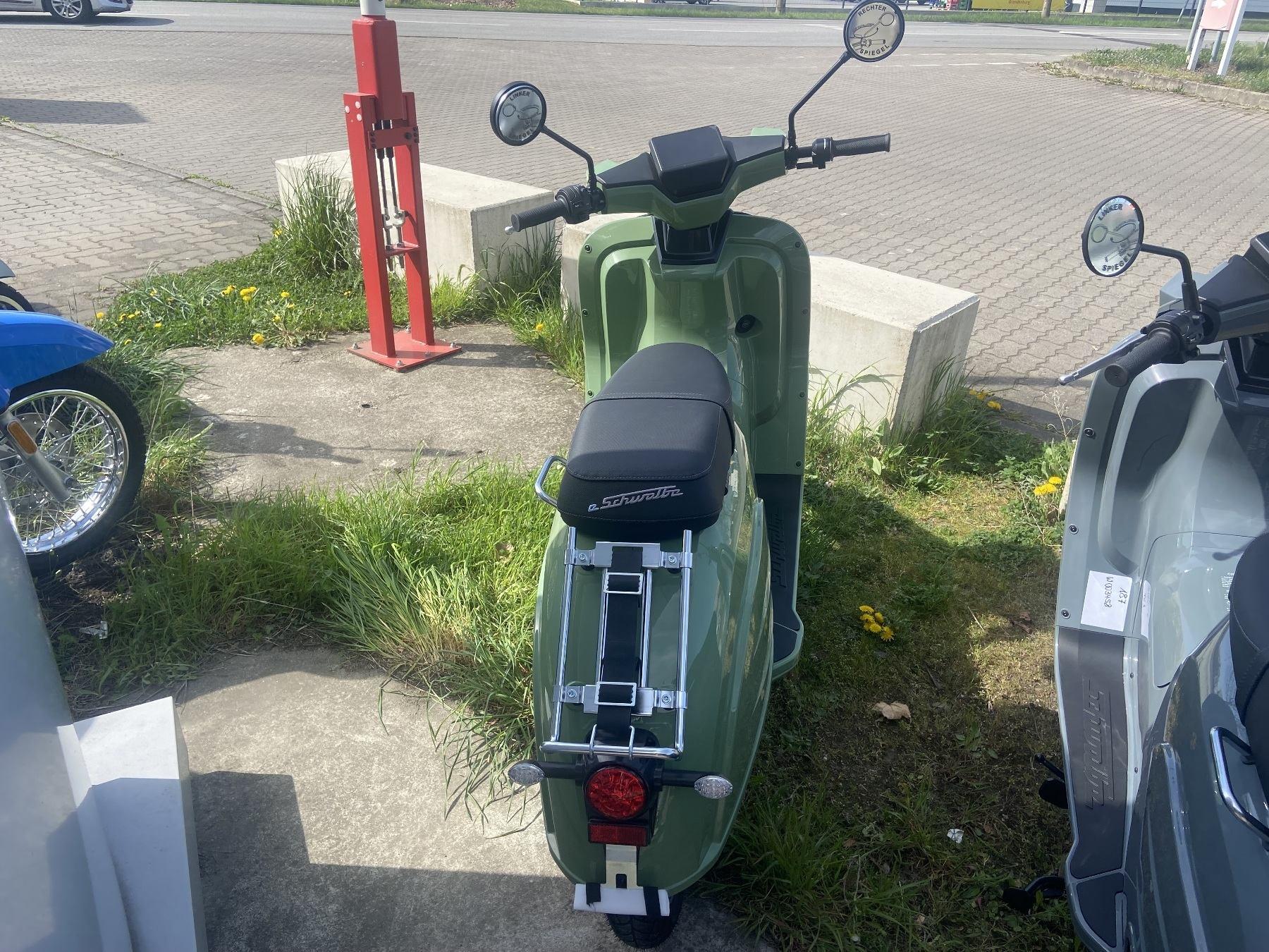 Fahrzeug-Bild 4