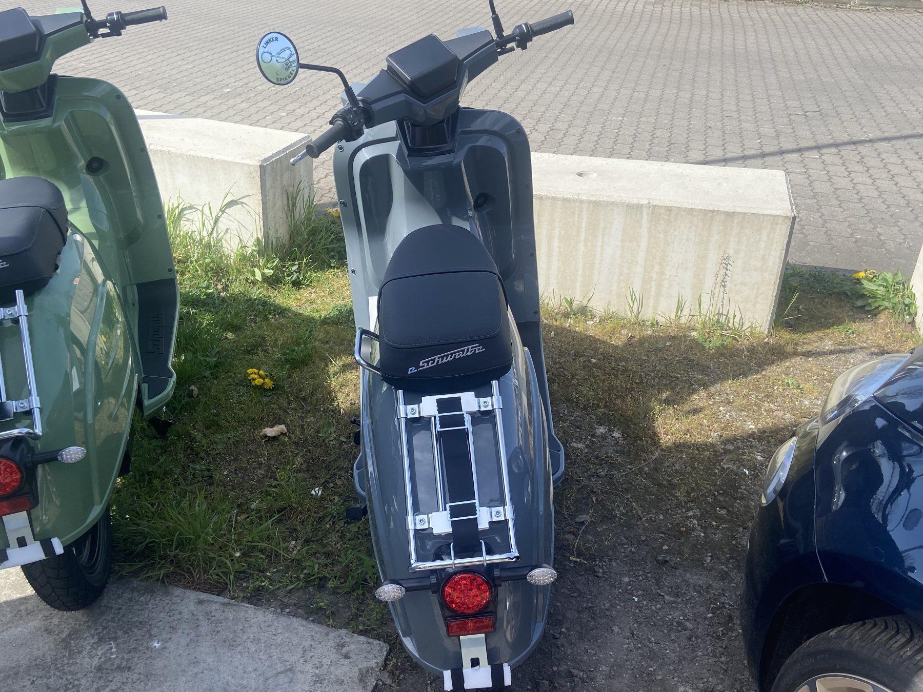 Fahrzeug-Bild 4