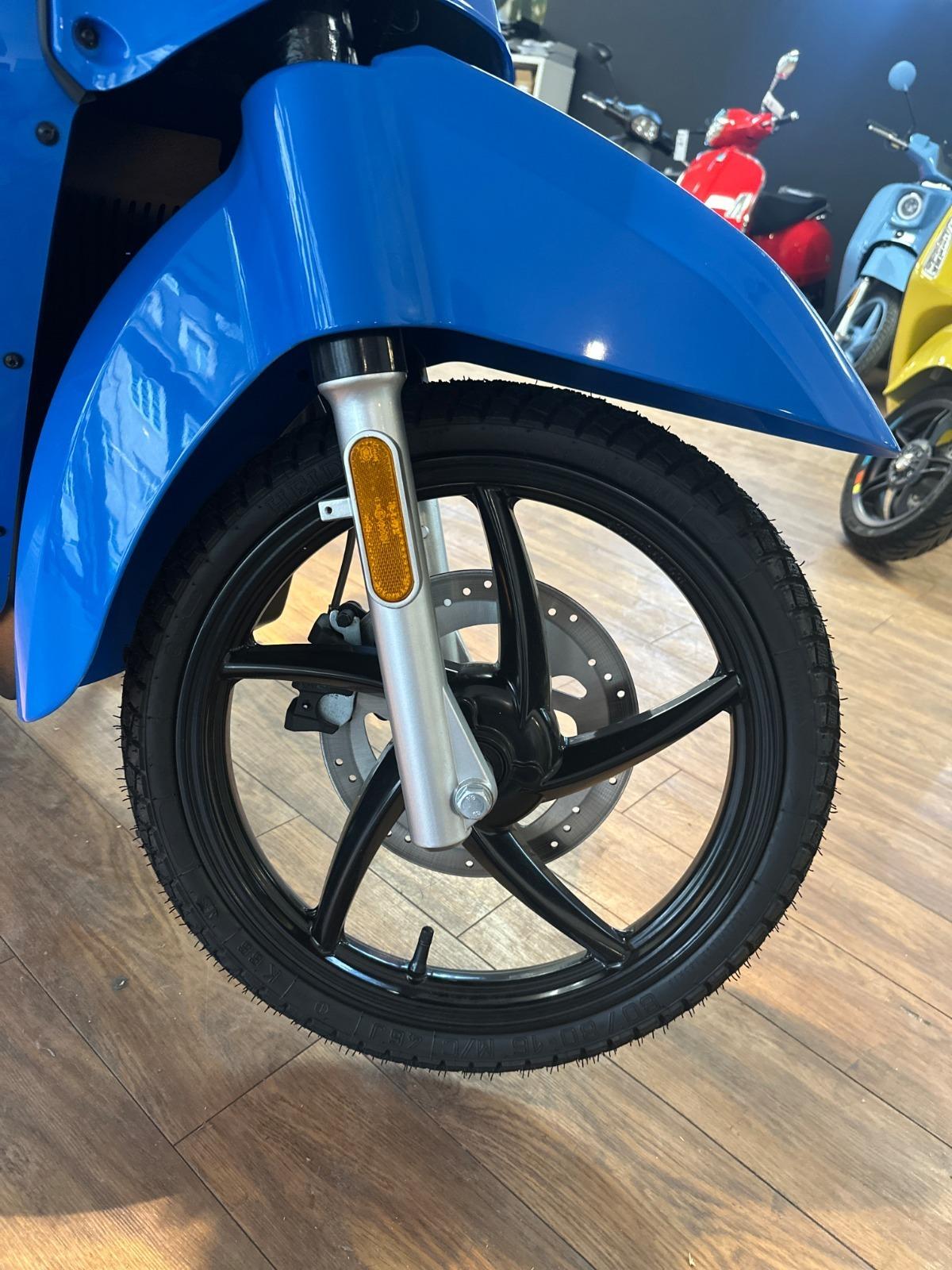 Fahrzeug-Bild 11