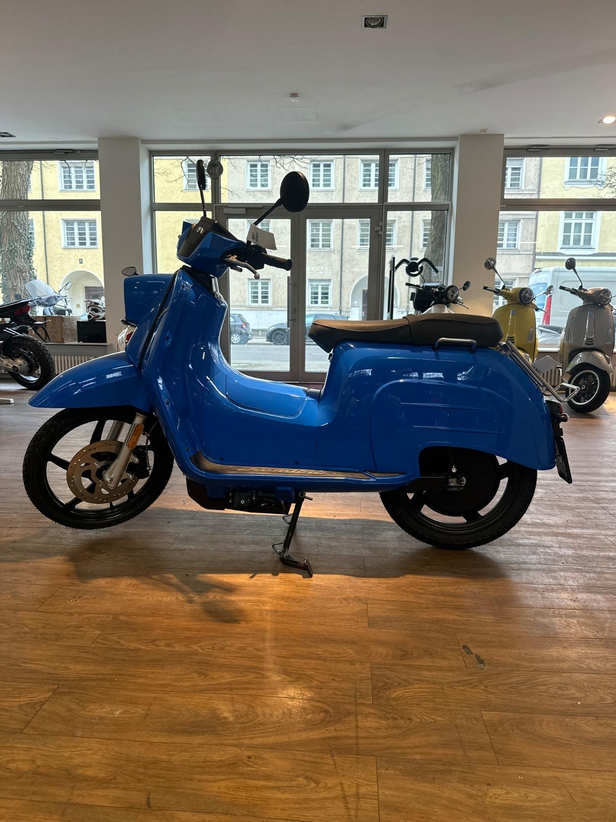 Fahrzeug-Bild 2