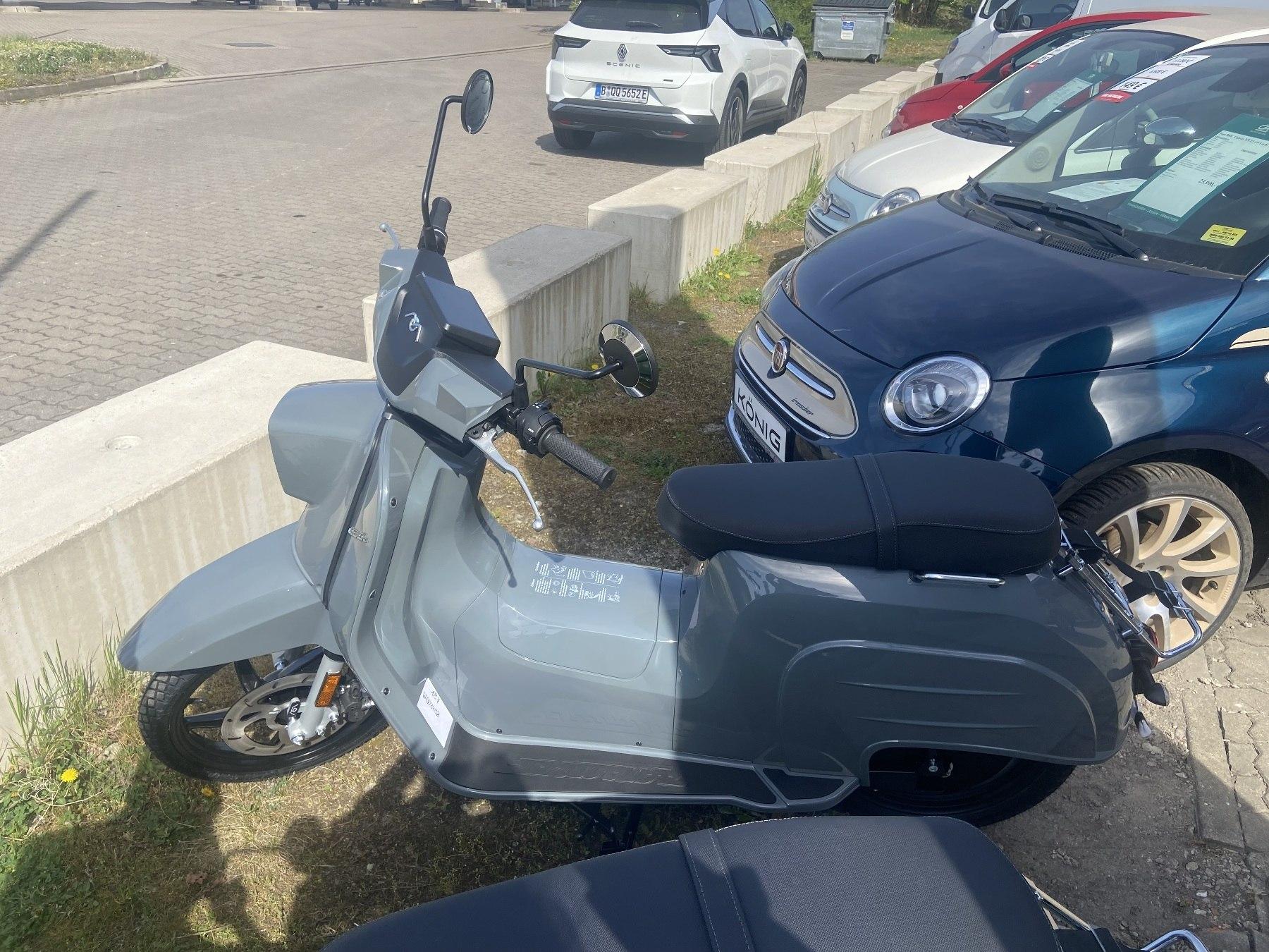 k.A. 125 GT:61km/h L3e-2 Akkus Grau