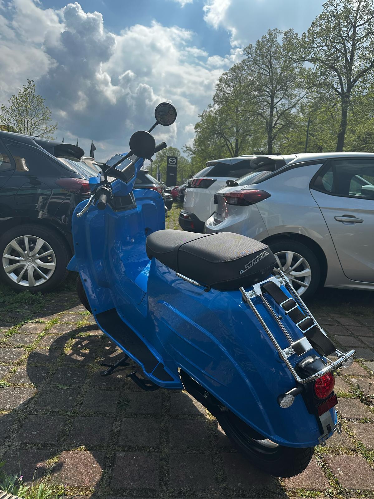 Fahrzeug-Bild 4