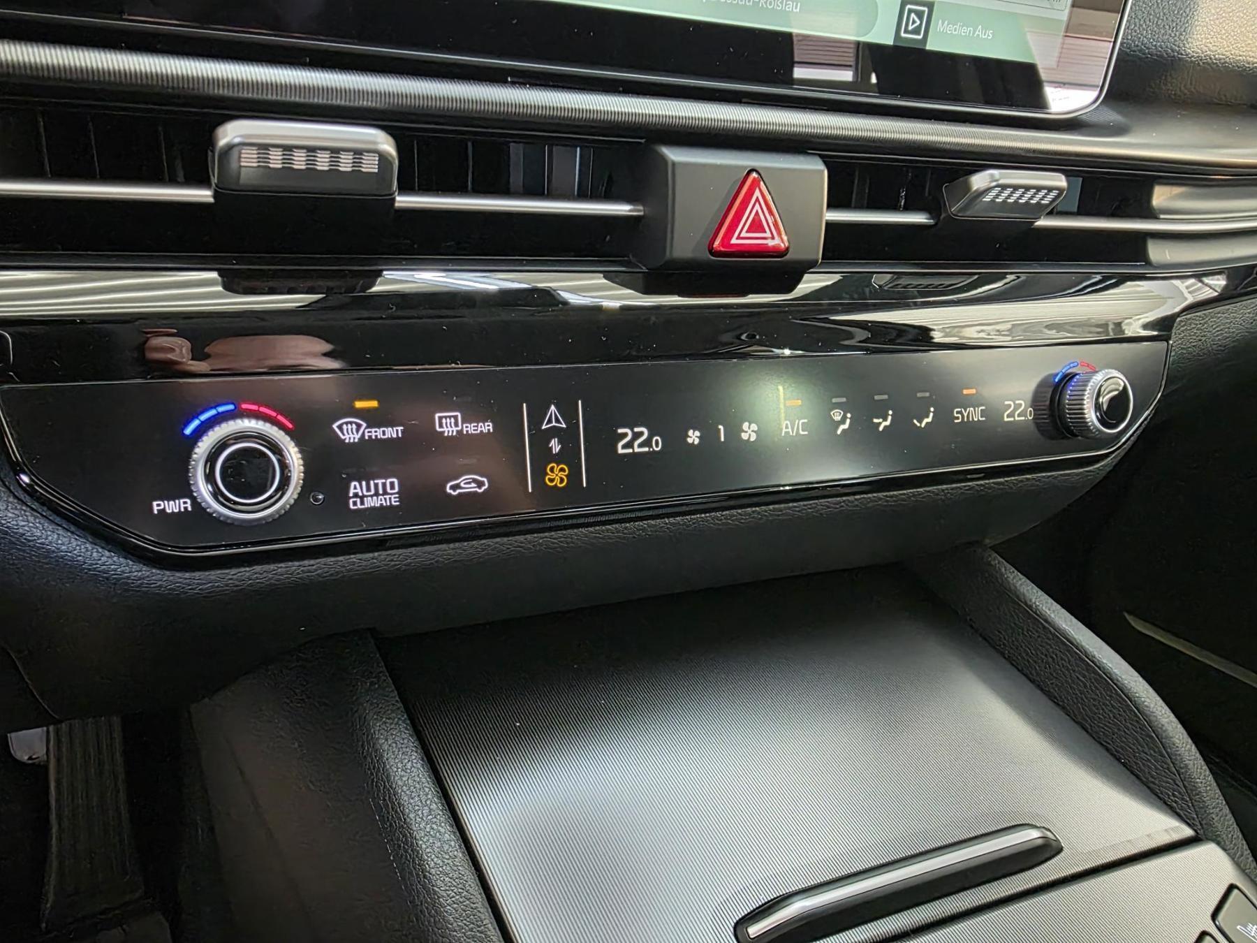 Fahrzeug-Bild 15