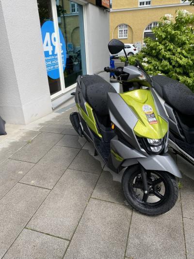 Suzuki AVENIS 125  