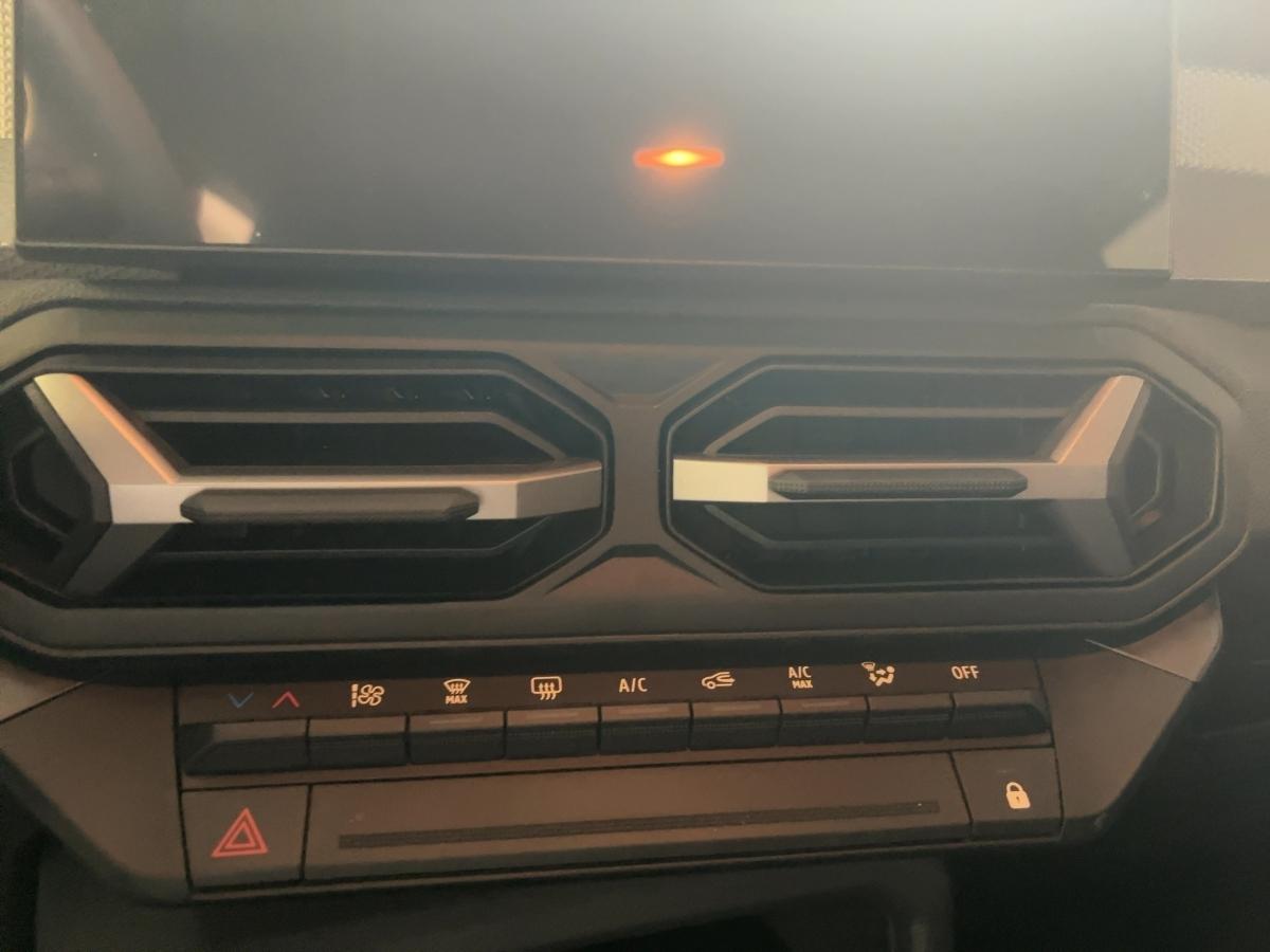 Fahrzeug-Bild 11