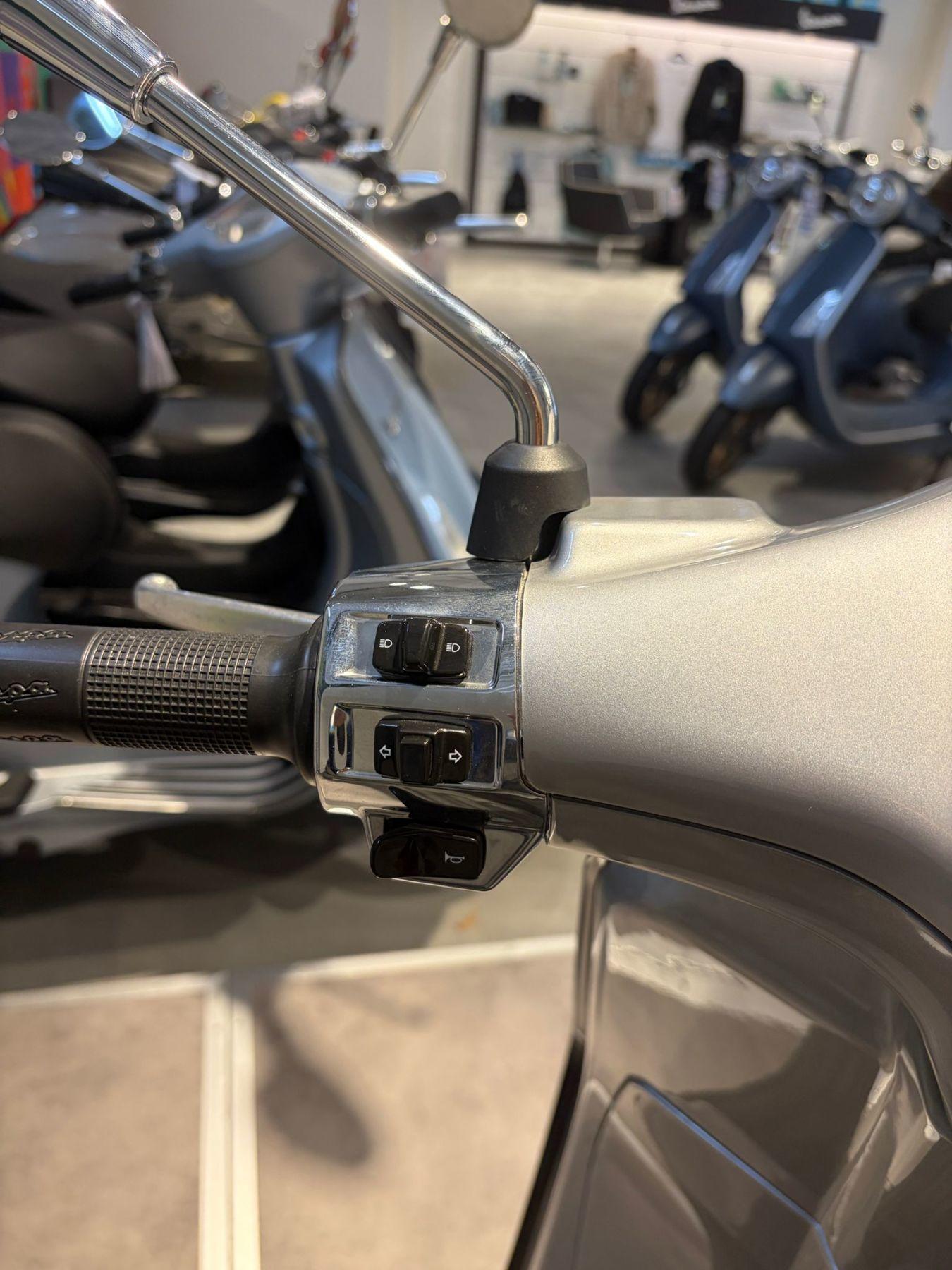 Fahrzeug-Bild 11