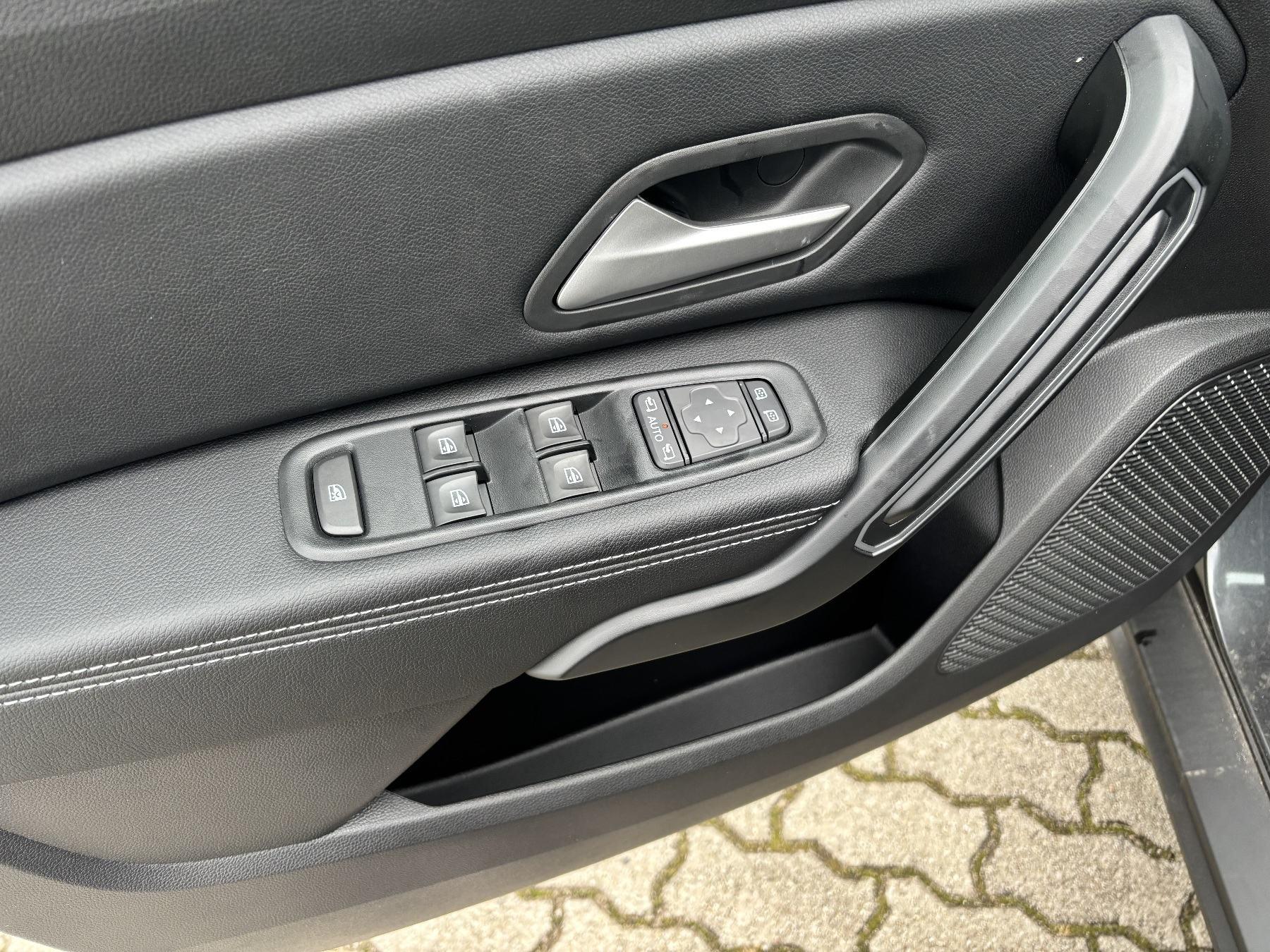 Fahrzeug-Bild 9