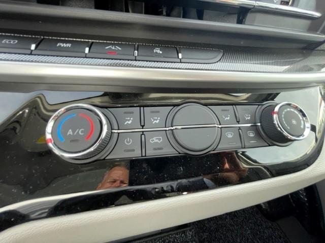 Fahrzeug-Bild 15
