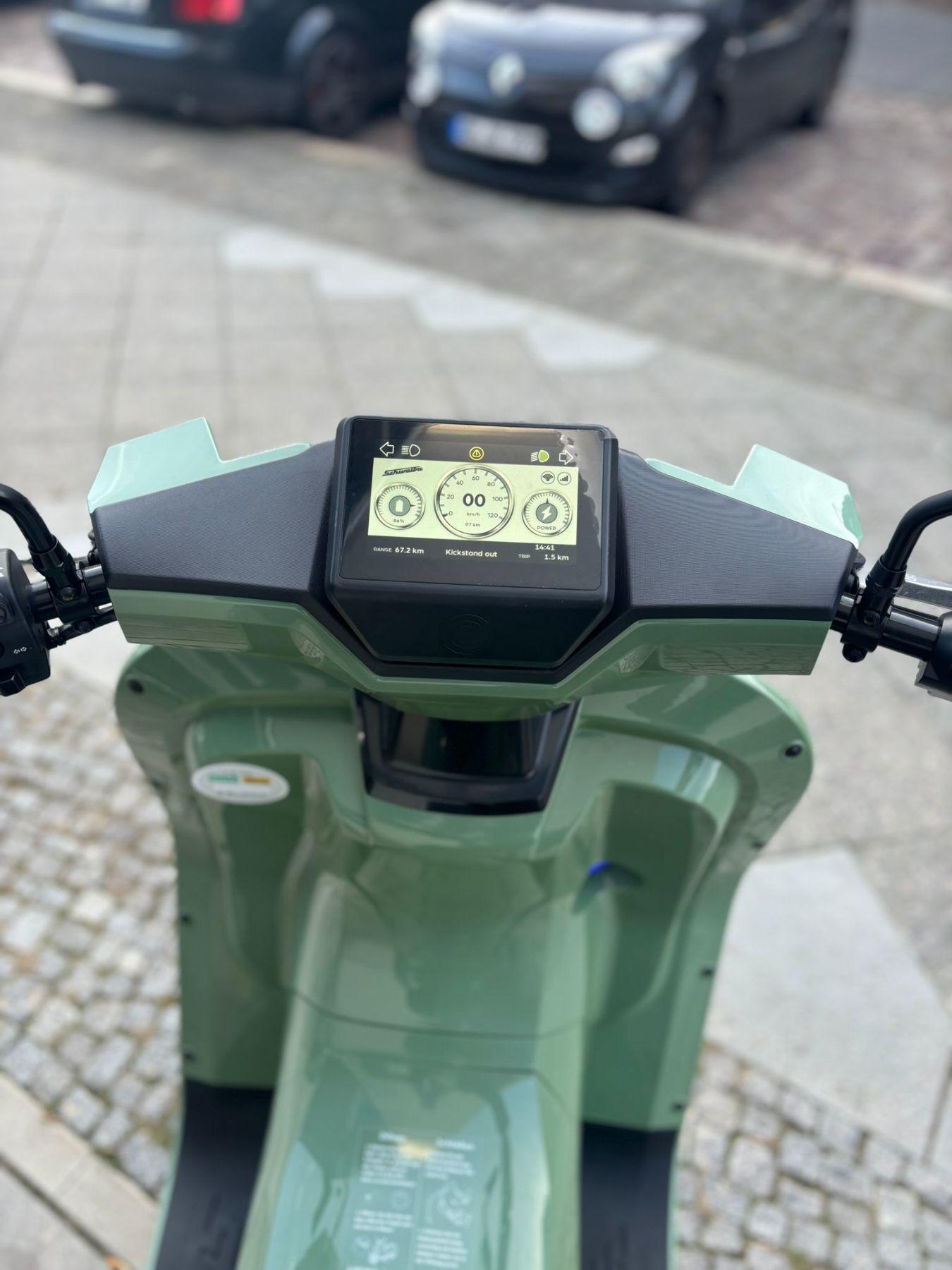 Fahrzeug-Bild 8