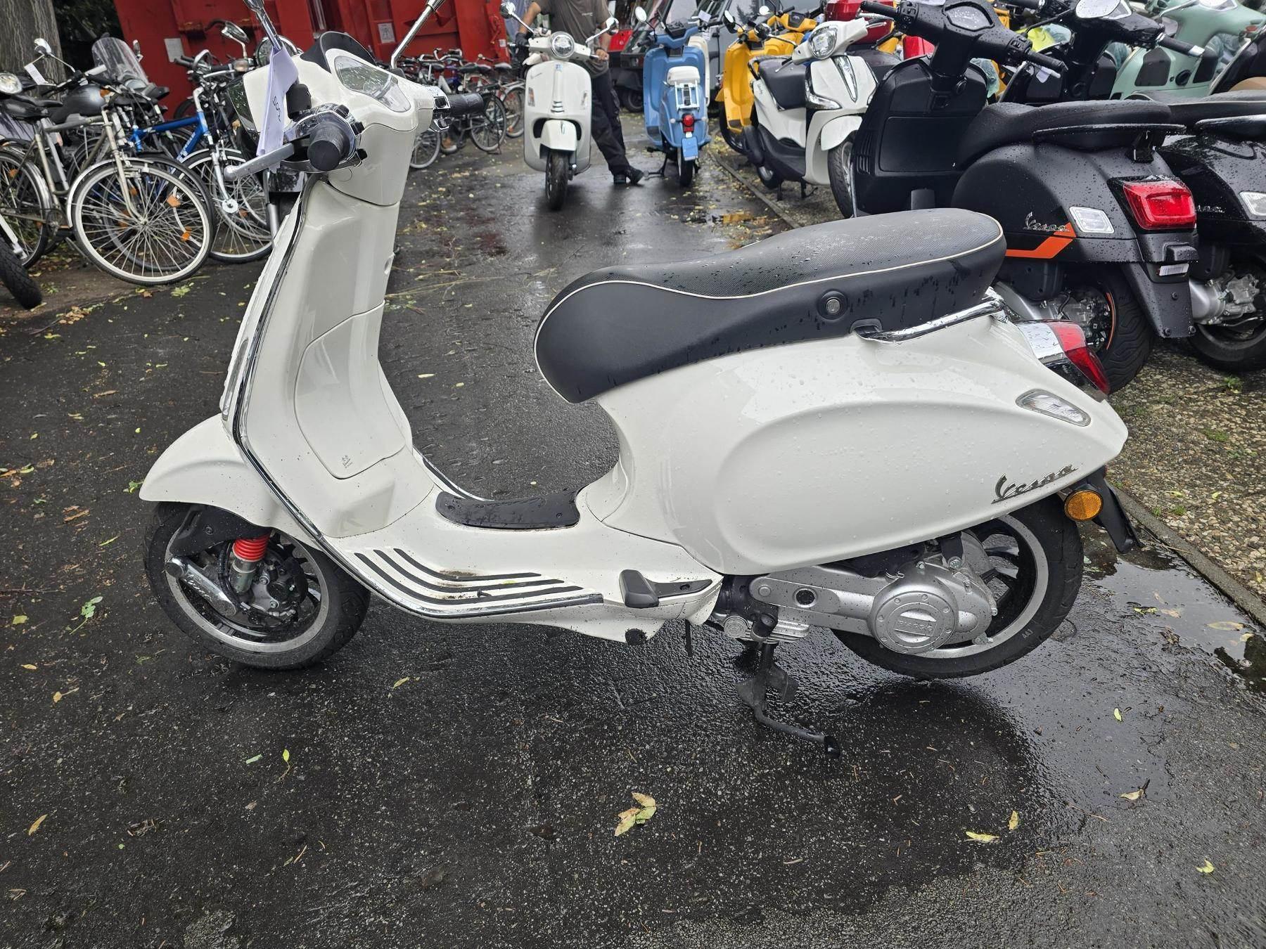 Vespa Sprint 50  