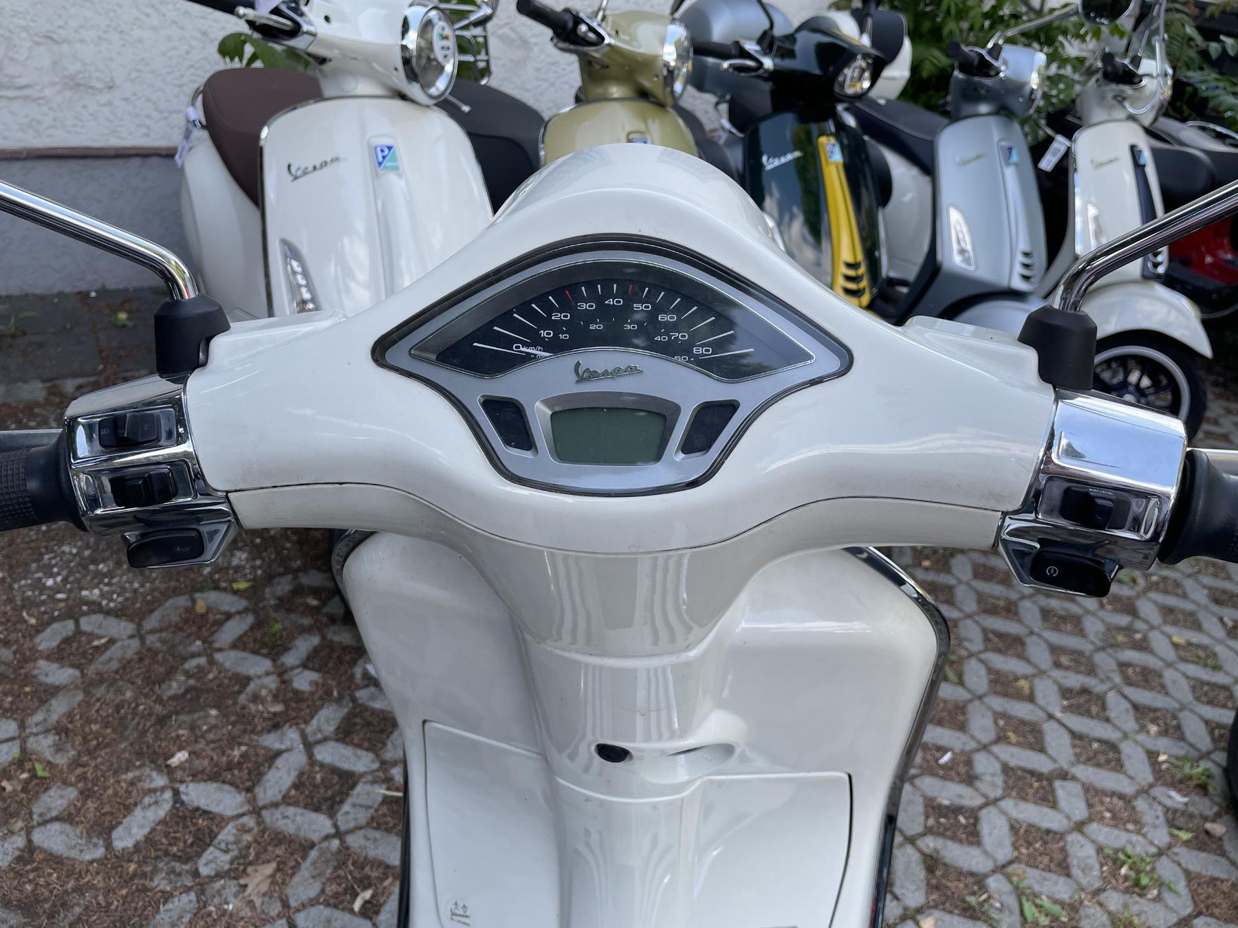 Fahrzeug-Bild 6
