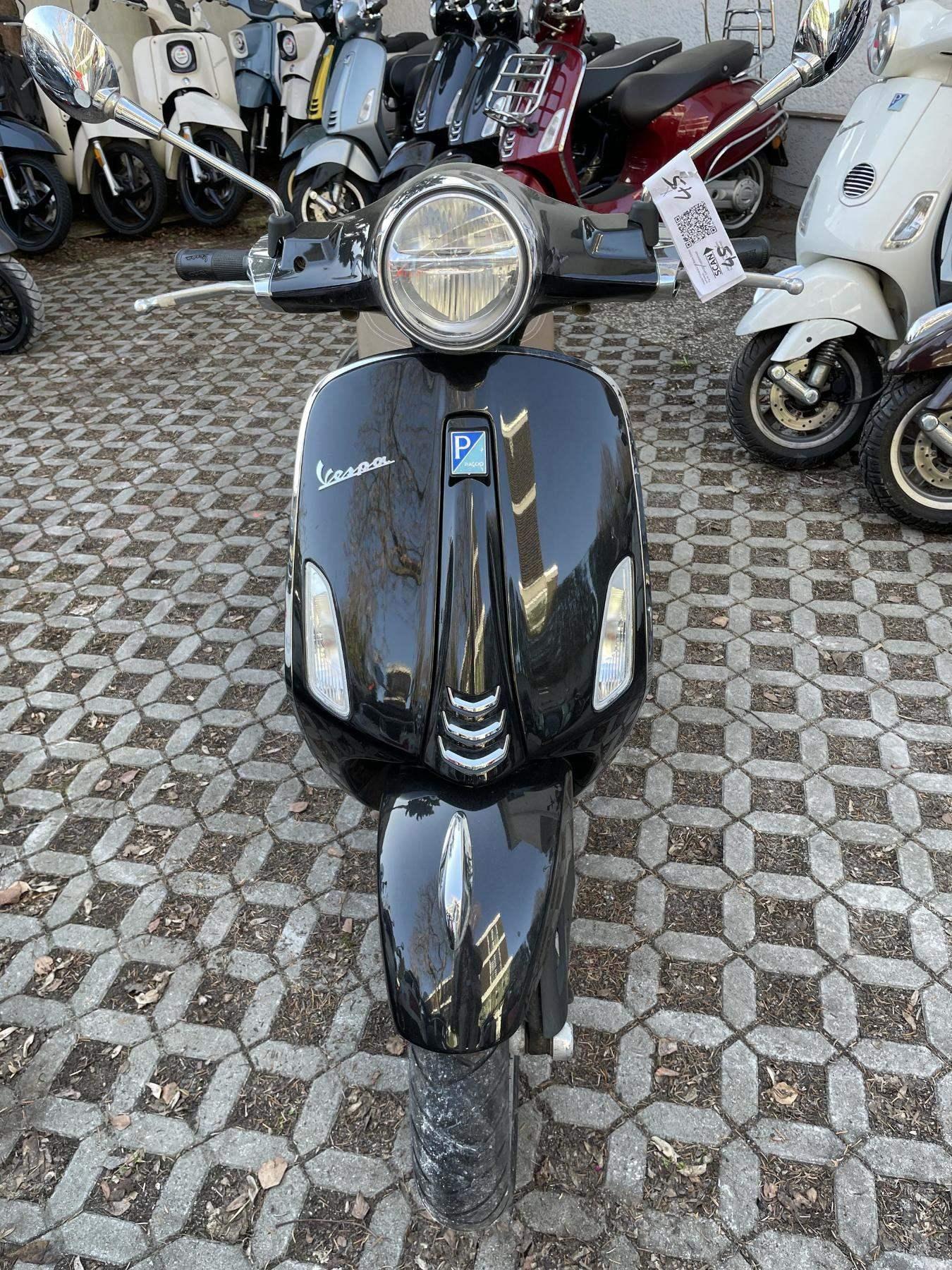 Vespa Primavera 50 LED USB LM