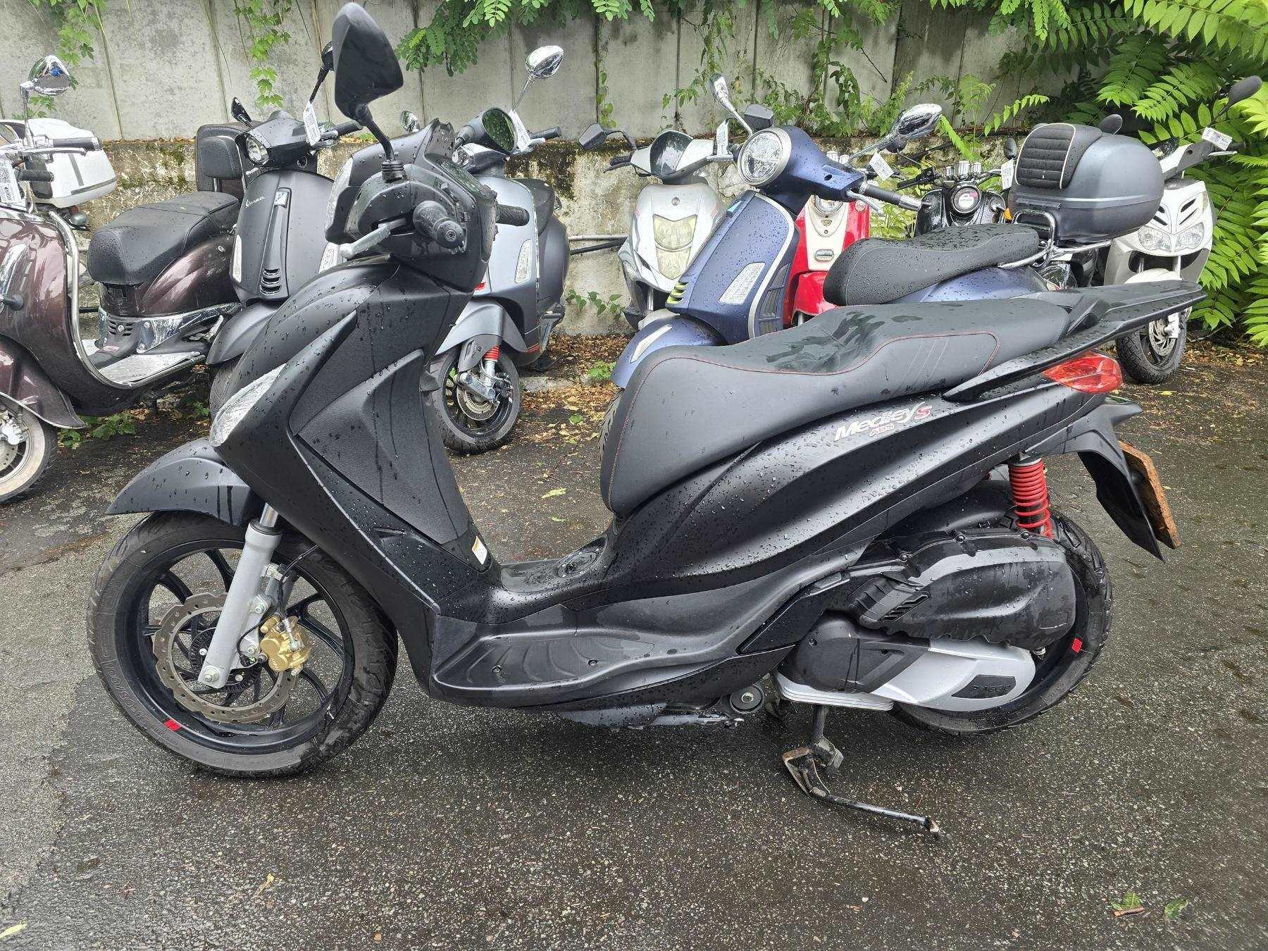 Piaggio MEDLEY 125 SPORT E5 BLACK NS ABS Tüv neu
